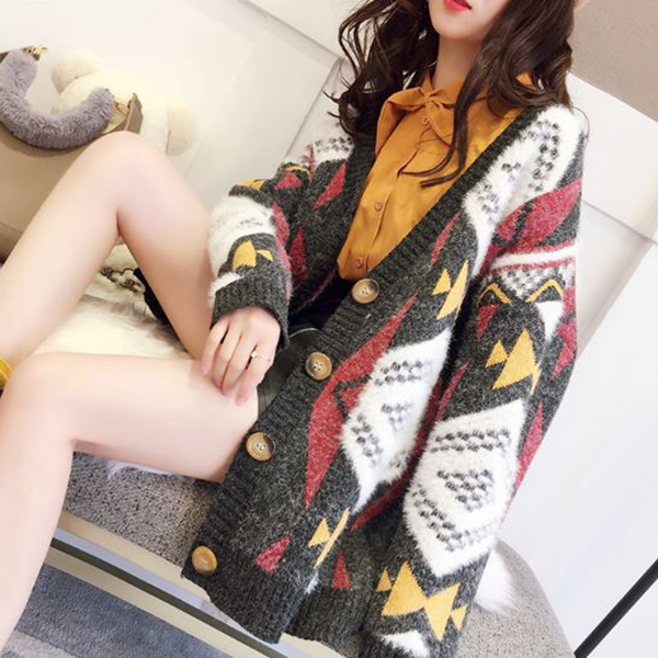 Premium Cardigan เสื้อคลุมไหมพรมขนนุ่ม คอวี ถักลายสไตล์วินเทจ (12273B)