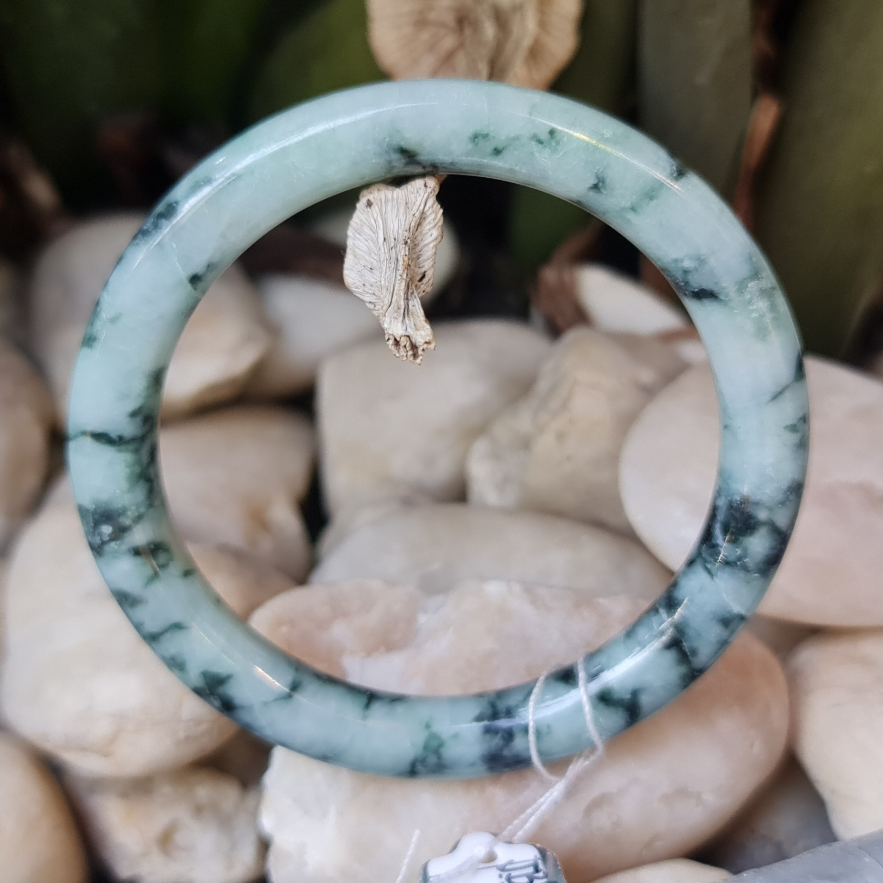 JB6711151 หยก พม่า แท้ Jade กำไลหยก 50.7 มม. (Jadeite bracelet) พม่า (Myanmar)