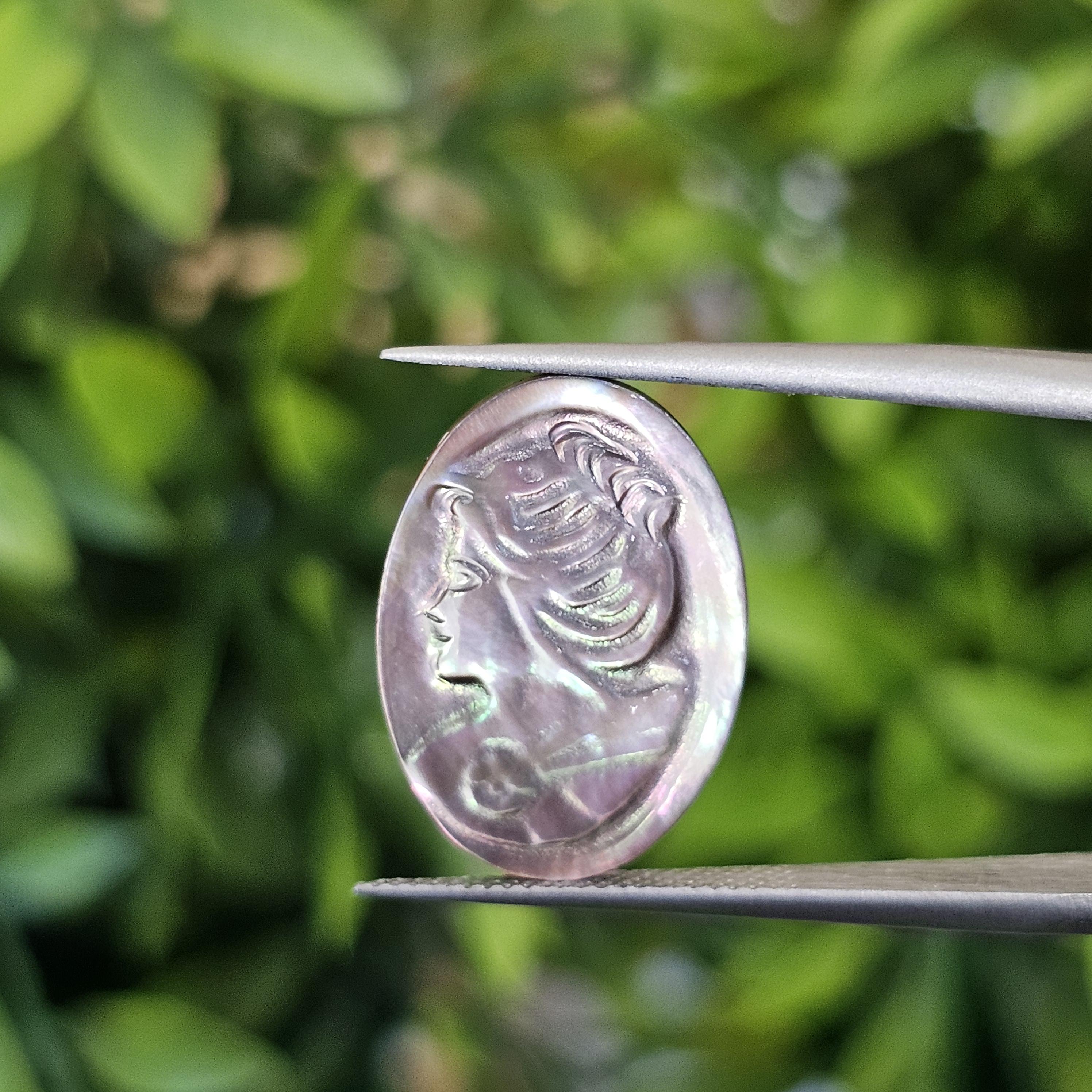 เปลือกหอยมุก แกะสลัก Pearl Shell Carved 2.70 กะรัต (Cts.)