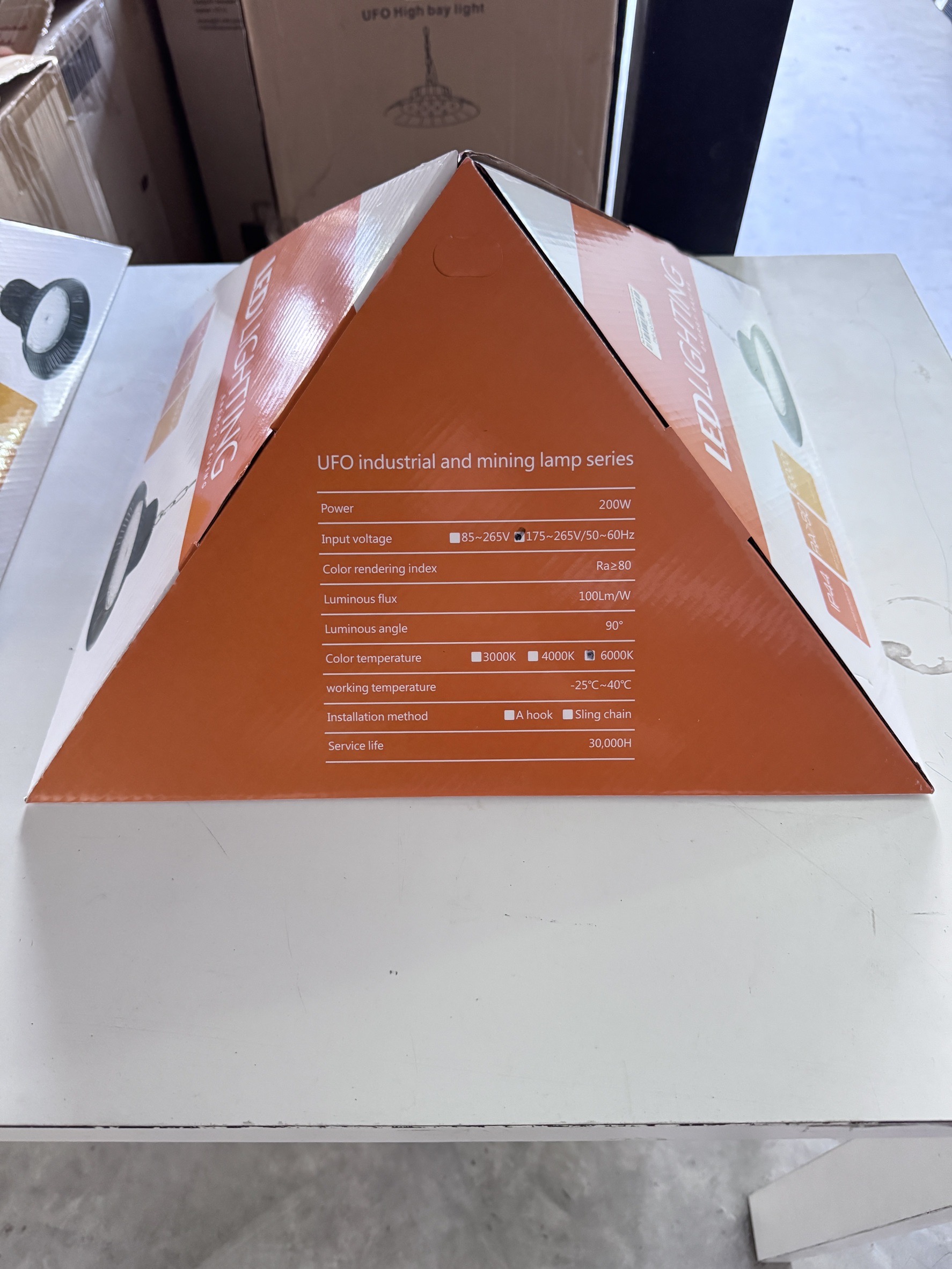 โคมไฟ LED LIGHTING IP44 175-265B/50 60Hz 6000K