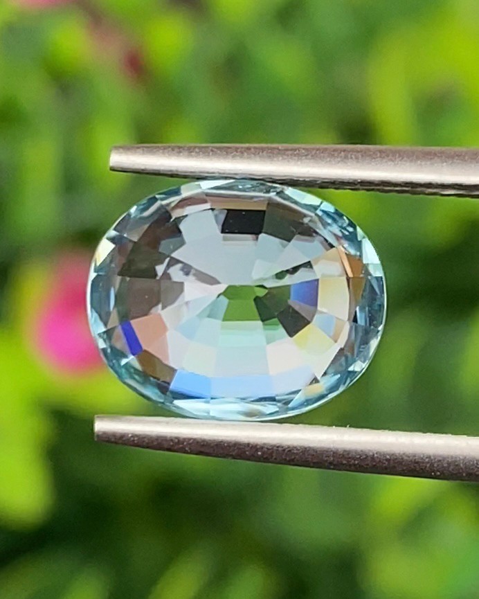 พลอย เพทาย Natural Zircon 5.16 กะรัต (Cts.) พลอยแท้อัญมณีมงคล ประจําวันเกิด เครื่องประดับพลอย