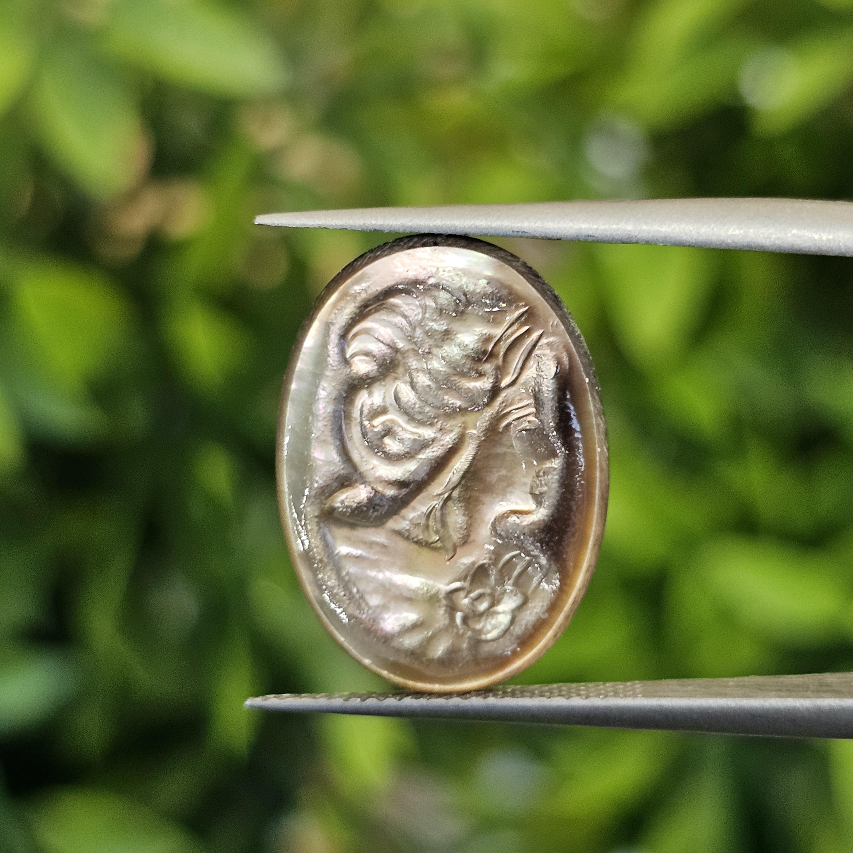 เปลือกหอยมุก แกะสลัก Pearl Shell Carved 3.38 กะรัต (Cts.)