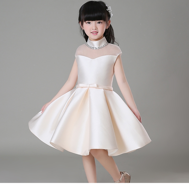 Pre-order ชุดราตรีเด็ก ชุดออกงาน ชุดกระโปรง สไตล์เจ้าหญิง แขนกุด คอสูง คาดเอวด้วยโบว์ กระโปรงจับจีบเล็กน้อย สวยหวาน มีซิปหลัง