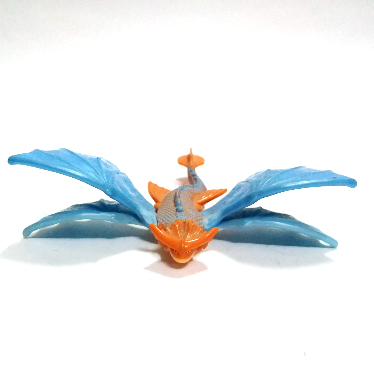 พรีเมี่ยม แมคโดนัลด์ มังกร จากภาพยนตร์อนิเมชั่น เรื่องไอ้เขี้ยวกุด สภาพดี ไม่หักไม่กาว ไม่ถลอก ตัวยาวราว 5 นิ้ว