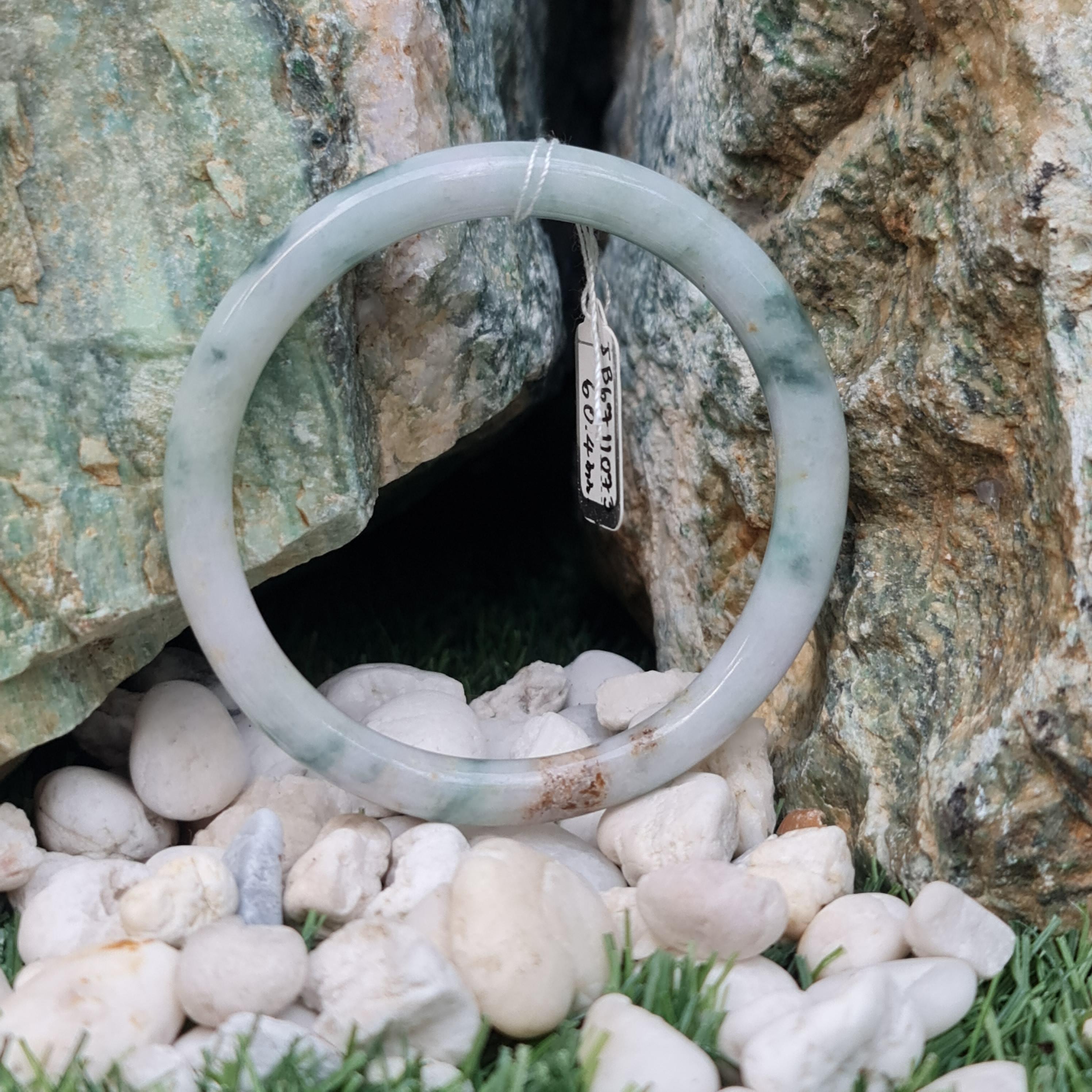 JB6711073 หยก พม่า แท้ Jade กำไลหยก 60.4 มม. (Jadeite bracelet) พม่า (Myanmar)