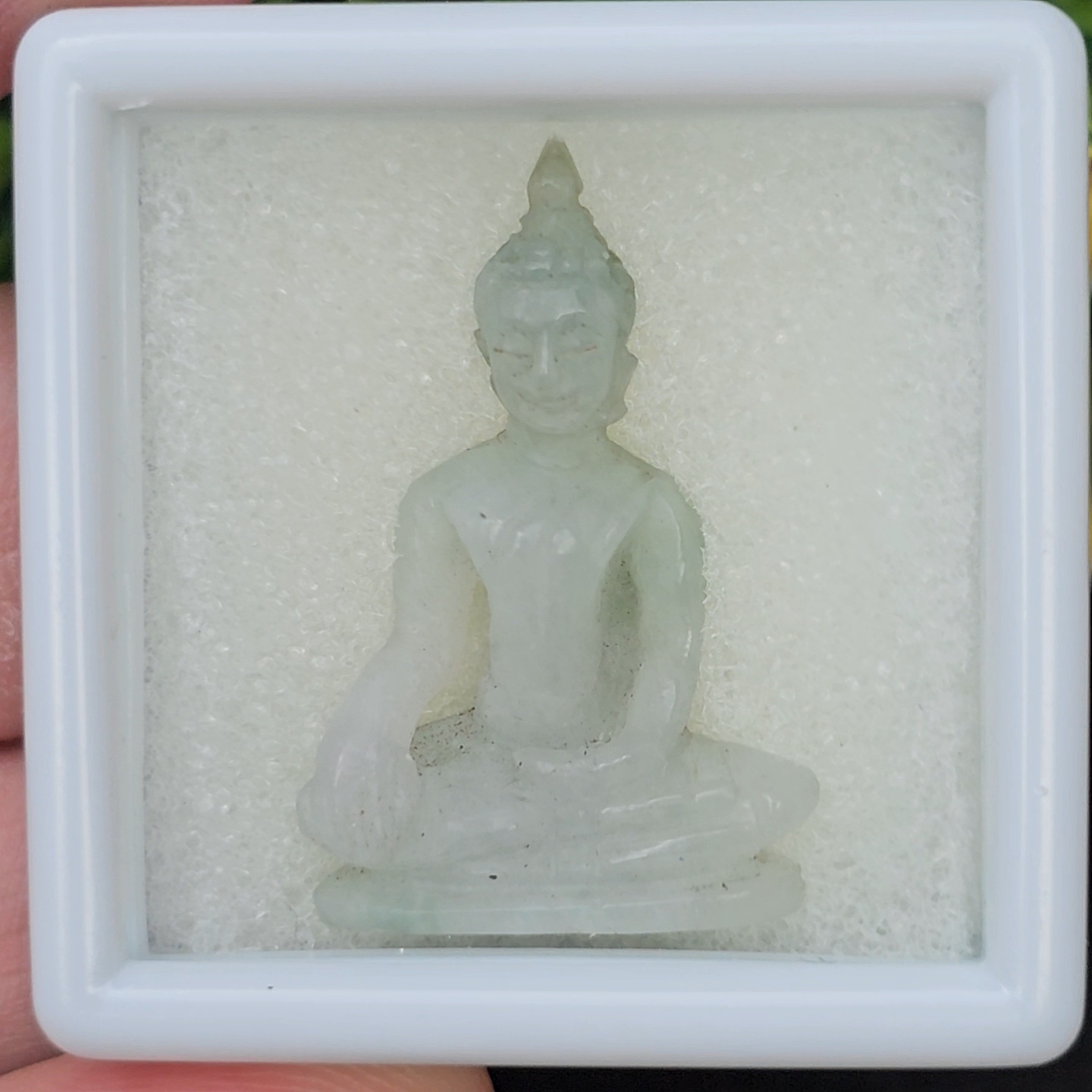 หยก แกะสลัก รูป พระ (Burmese jadeite) 23.34 กะรัต (cts.) หยก พม่า แท้