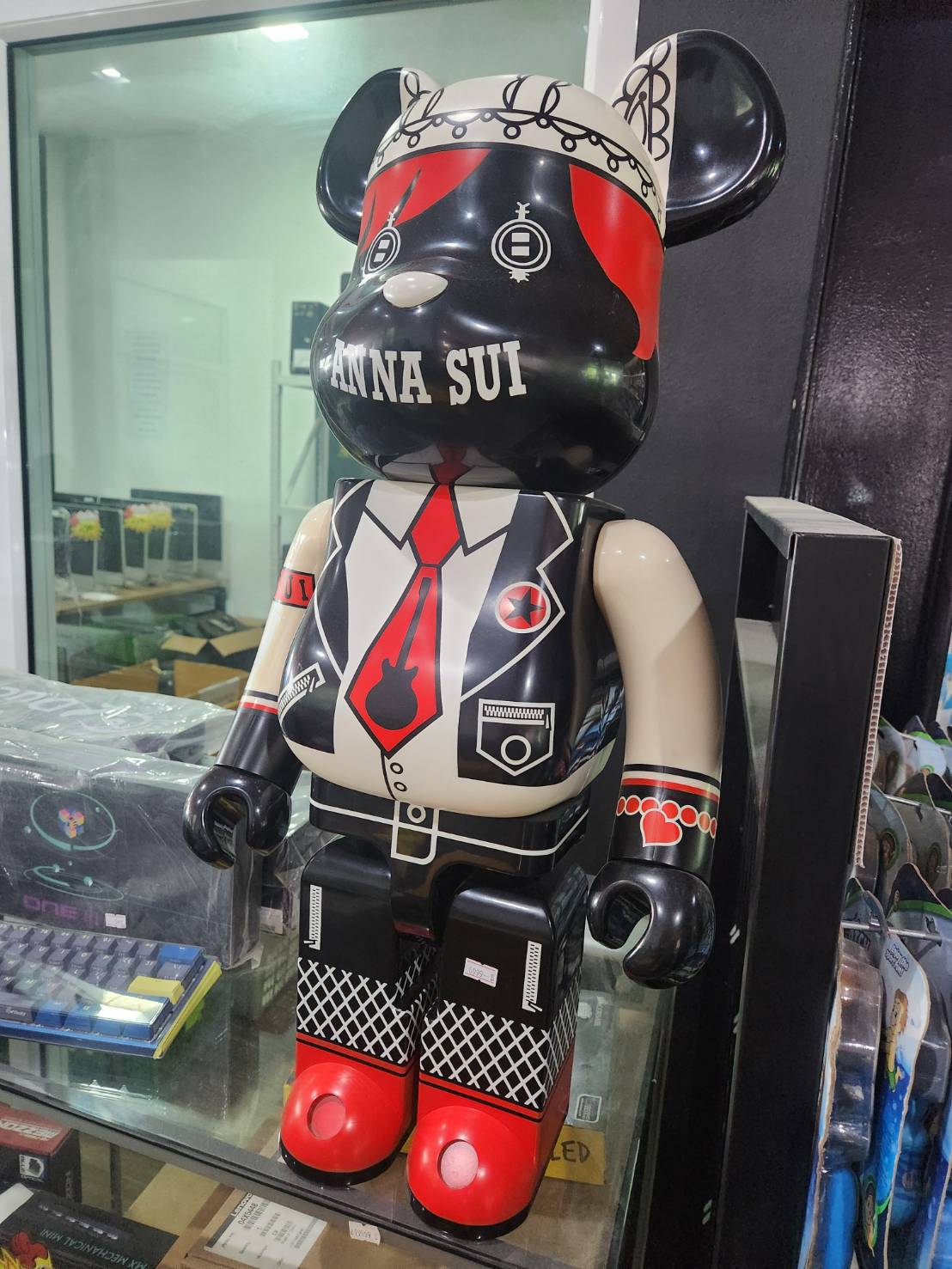 Be@rBrick Anna Sui Red 1000%