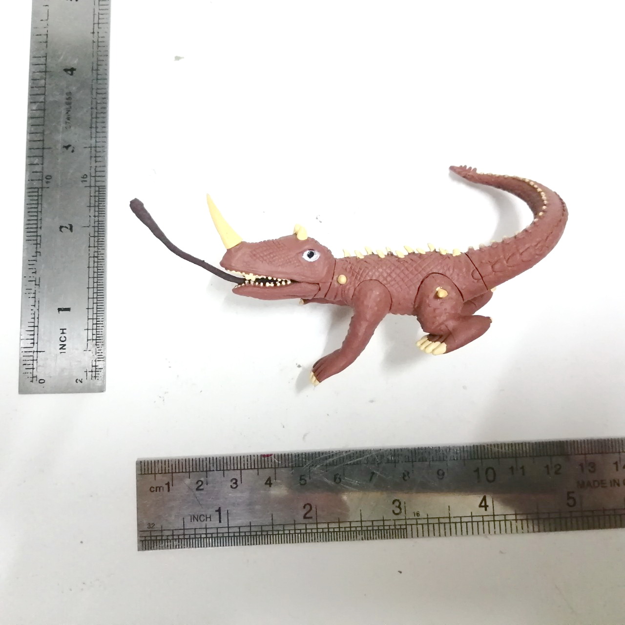 กาชาปอง จาก กาเมร่า ขนาดตามรูป สภาพดีมีรอยบ้าง ค่อนข้างหายากไม่พบบ่อย