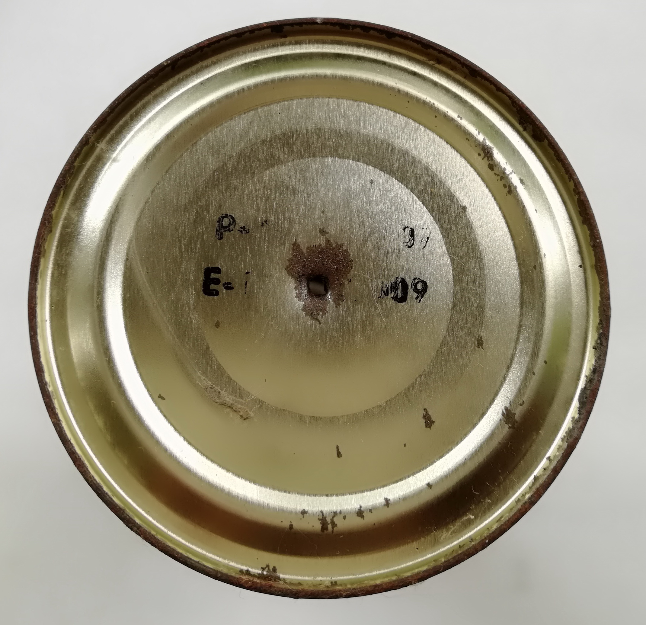 ของสะสม กล่องสังกะสี (กล่องโลหะ) กระป๋องถั่วรวม NUT WALKER,CRISPY BALLS กระป๋องทรงกระบอกสีส้ม ลายถั่ว เส้นผ่าศุนย์กลางประมาณ 3" ความสูงประมาณ 8" พร้อมฝา