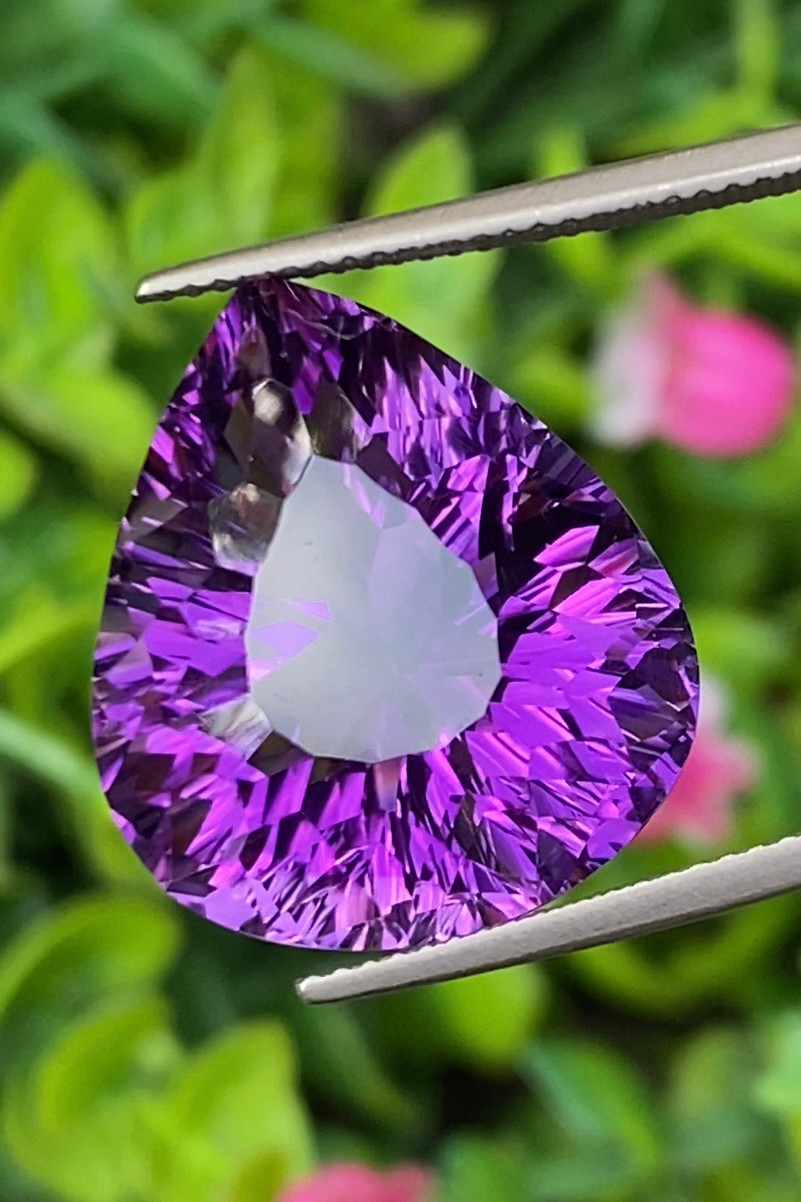 พลอย อเมทิส Amethyst 22.85 กะรัต (Cts.) พลอยแท้ อัญมณีมงคลประจําวันเกิด เครื่องประดับพลอย