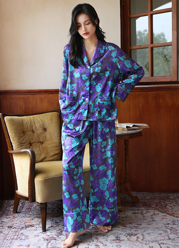 🚩พร้อมส่ง🚩ชุดนอนขายาว Silk Satin ไหมซาตินพรีเมี่ยม พิมพ์ลายดอกสไตล์วินเทจสีสด ผ้านุ่มลื่นละมุนผิว (ST122)