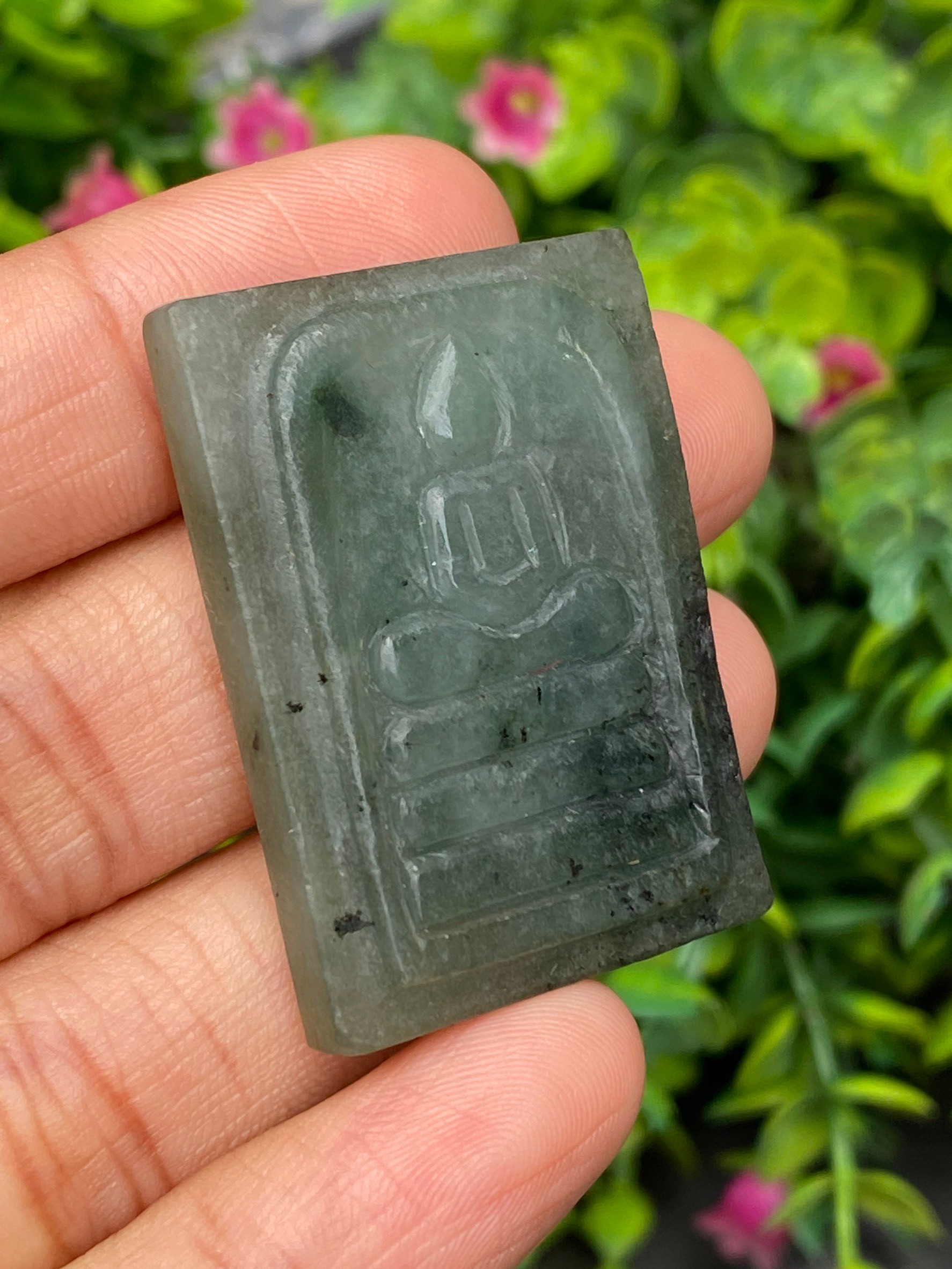 หยก แกะสลัก รูป พระ (Burmese jadeite) 89.51 กะรัต (cts.) หยก พม่า แท้