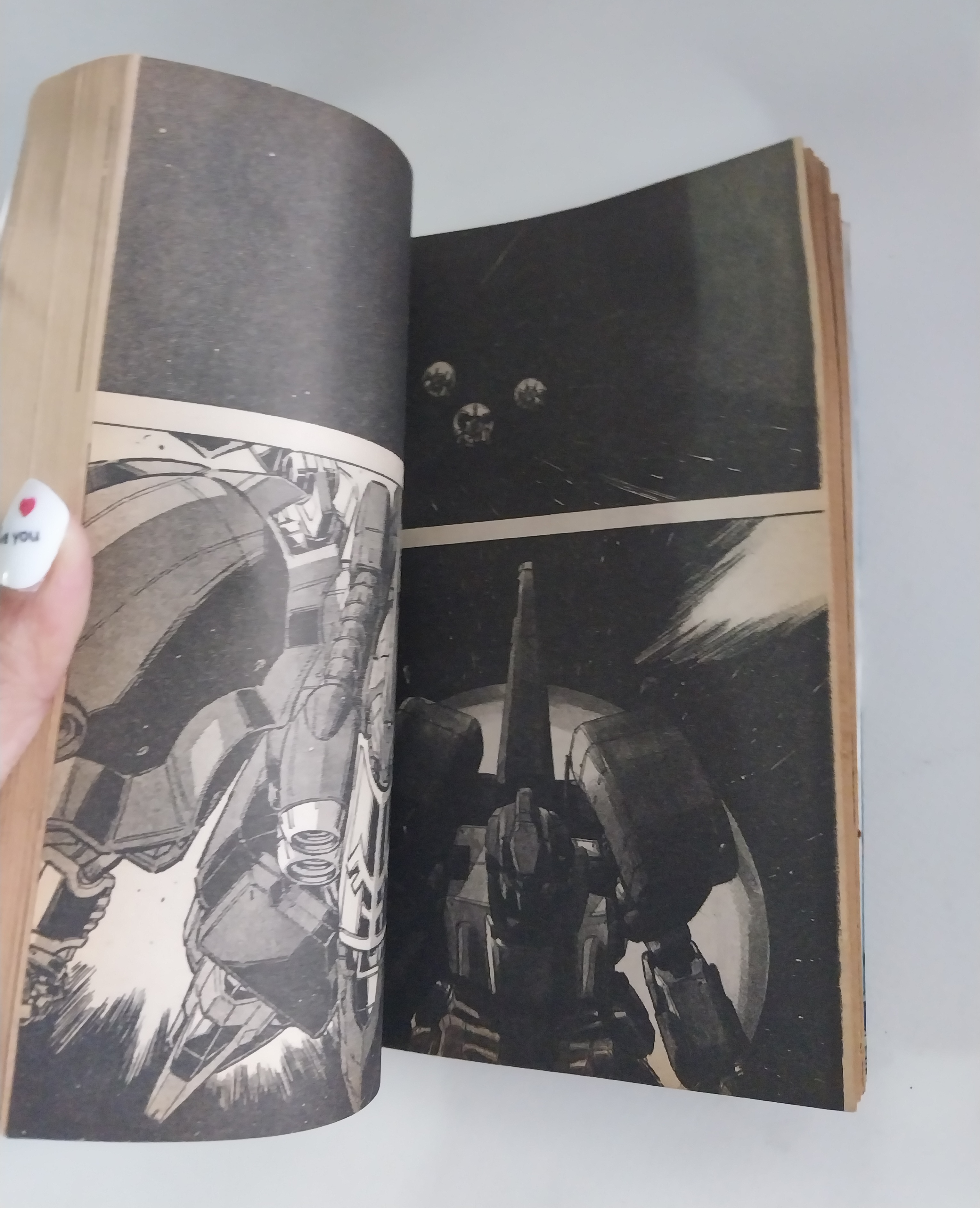 มือ2 มีตำหนิ โปรดตรวจสอบทุกภาพ,หนังสือการ์ตูนกันดั้ม Mobile Suit Gundam หุ่นรบอวกาศกันดั้ม UC เล่ม 1/2 (ราคาต่อเล่ม)