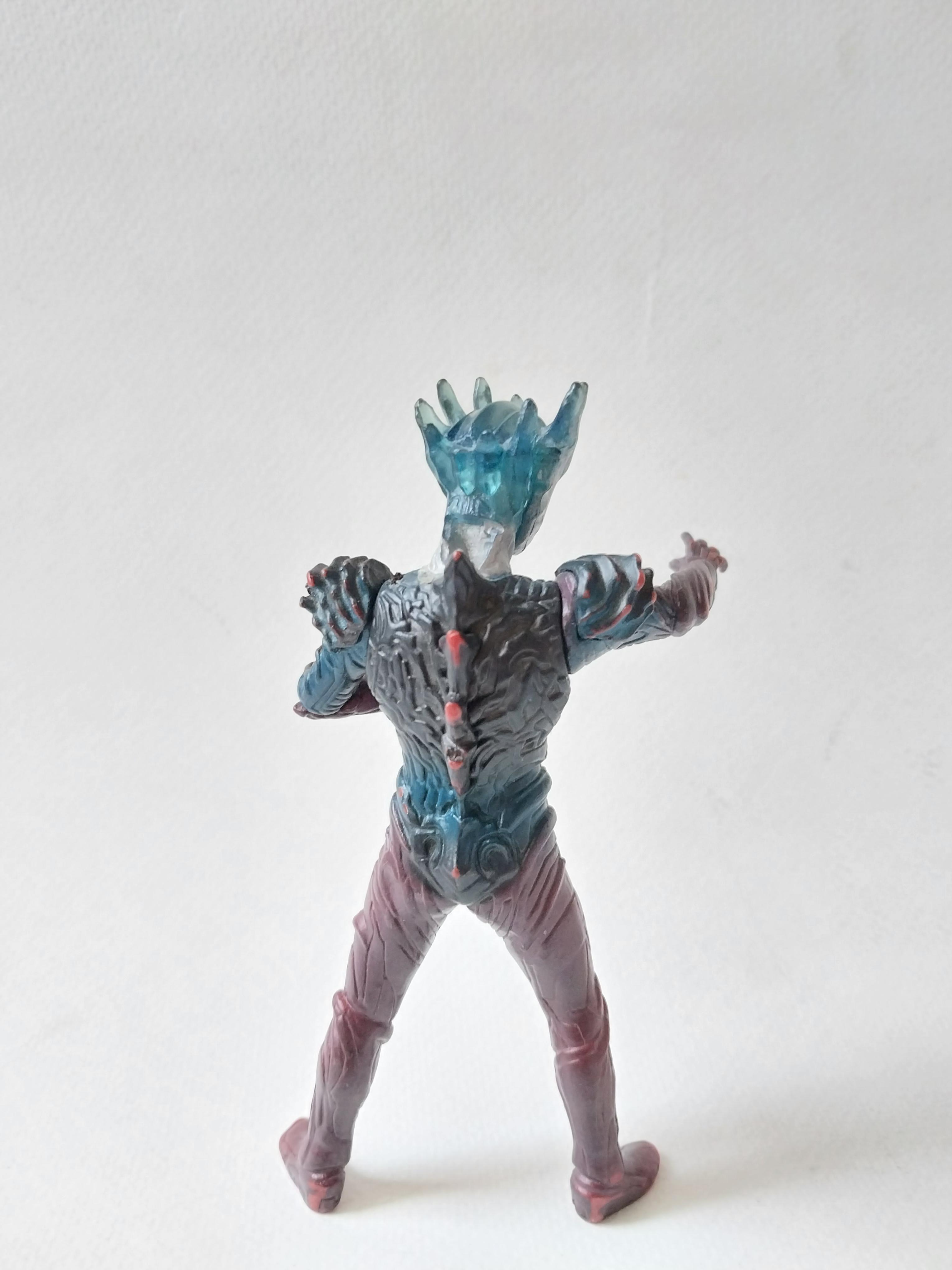 ฟิกเกอร์ ยางตัน ขนาดตามรูป งานจีน อุลตร้าแมนซาก้า ร่างรวม อุลตร้าแมนไดน่า, ซีโร่ และ คอสมอส สภาพดี มีรอยถลอกบ้าง