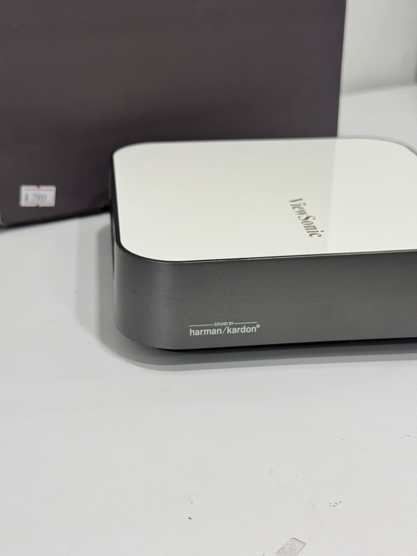 Projector สำหรับพกพา Viewsonie M2e + Adapter + Remote + กระเป๋า