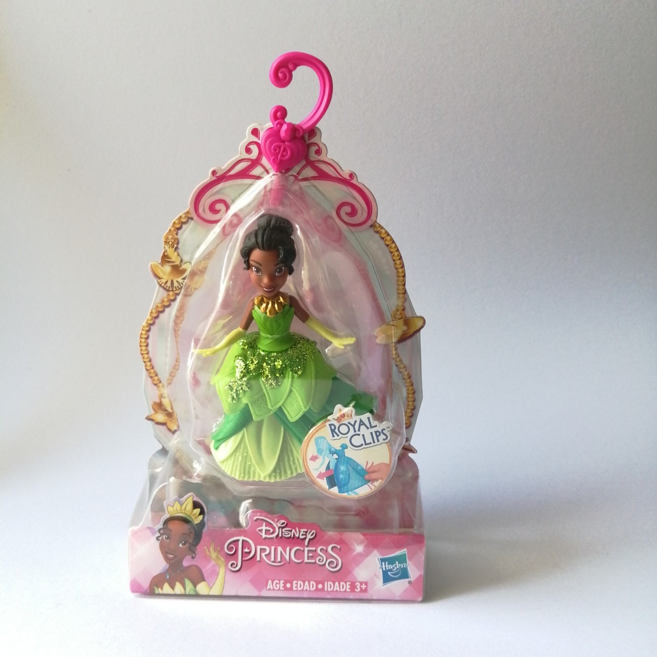 ตุ๊กตาเจ้าหญิงดิสนีย์ เทียน่า จาก เจ้าญิงกบ รุ่น คลิป อินทูแฟชั่น Disney Princess's Clip into Fashion สามารถแกะชุดออก และแปะเข้ากับตัวได้ตามภาพ