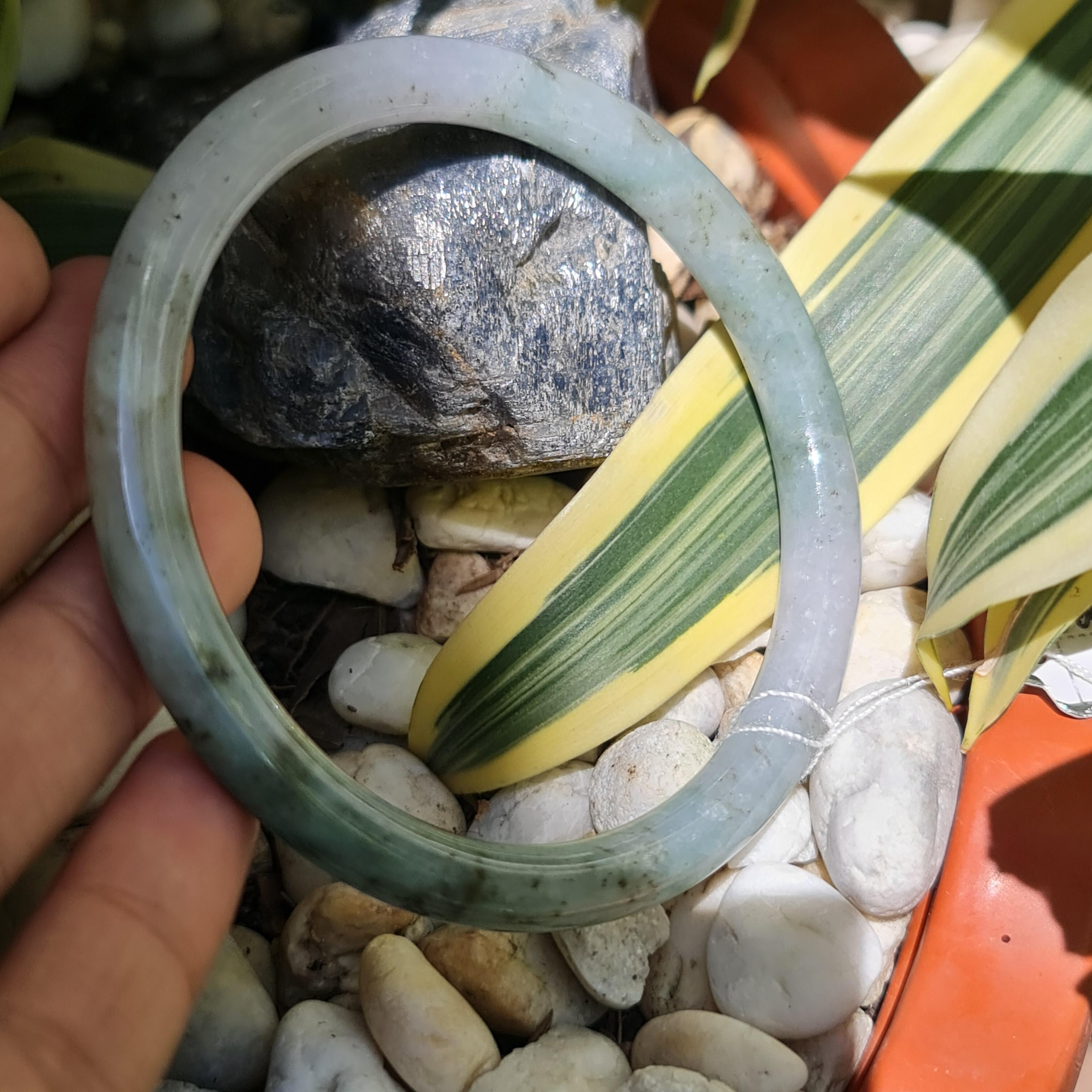 JB6711170 หยก พม่า แท้ Jade กำไลหยก 61.4 มม. (Jadeite bracelet) พม่า (Myanmar)