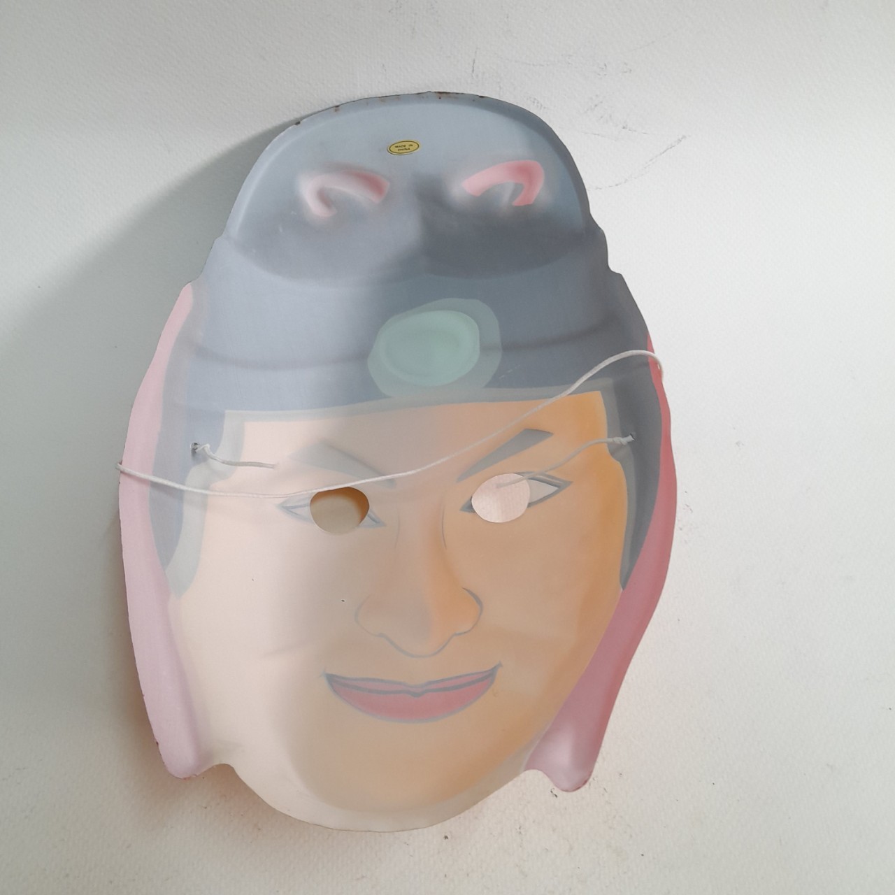 หน้ากากพลาสติกบาง จั่นเจา ขนาดตามรูป เก่าเก็บเก่าตามสภาพ หายาก ไม่พบบ่อย