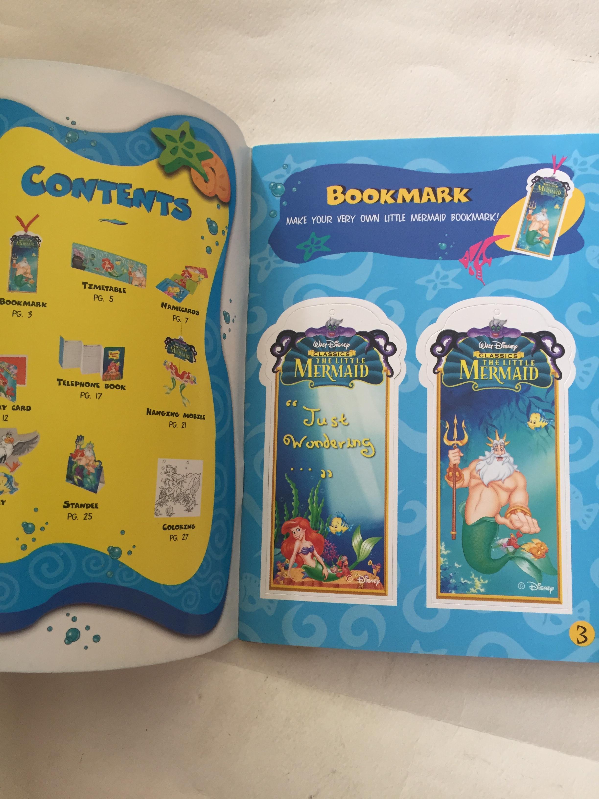 มีหลายภาพ, มีตำหนิ โปรดดูทุกภาพ, สมุดภาพเจ้าหญิงเงือกน้อยแอเรียล, the Little Mermaid ขนาด 19 cm, เป็นสมุดภาพการ์ด ที่คั่นหนังสือ ป้ายสมุดโทรศัพท์การ์ดอวยพรวันเกิดตัวแขวนโทรศัพท์มือถือเป็นกระดาษสแตนดี้และภาพระบายสี เป็นภาพเงือกน้อยแอเรียล Little Mermaid