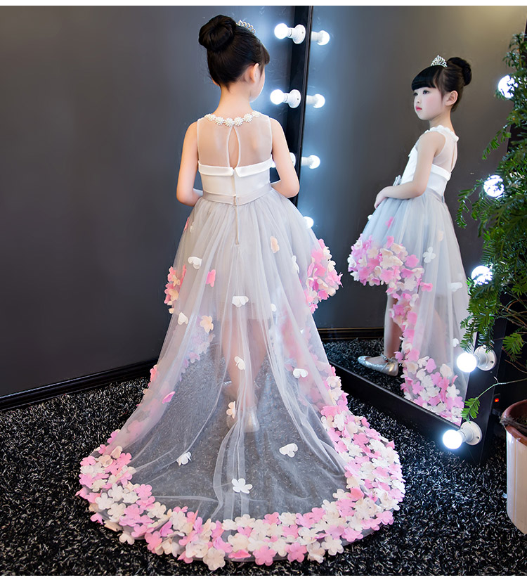 Pre-order ชุดราตรีสั้น ชุดออกงาน แขนกุด แต่งดอกไม้ สวยน่ารักมาก