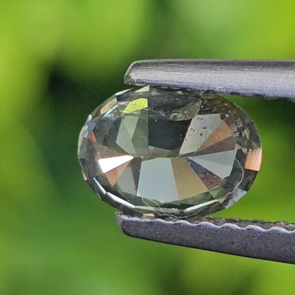 พลอย เพทาย Natural Zircon 1.04 กะรัต (Cts.) ดิบ พลอยแท้อัญมณีมงคล ประจําวันเกิด เครื่องประดับพลอย