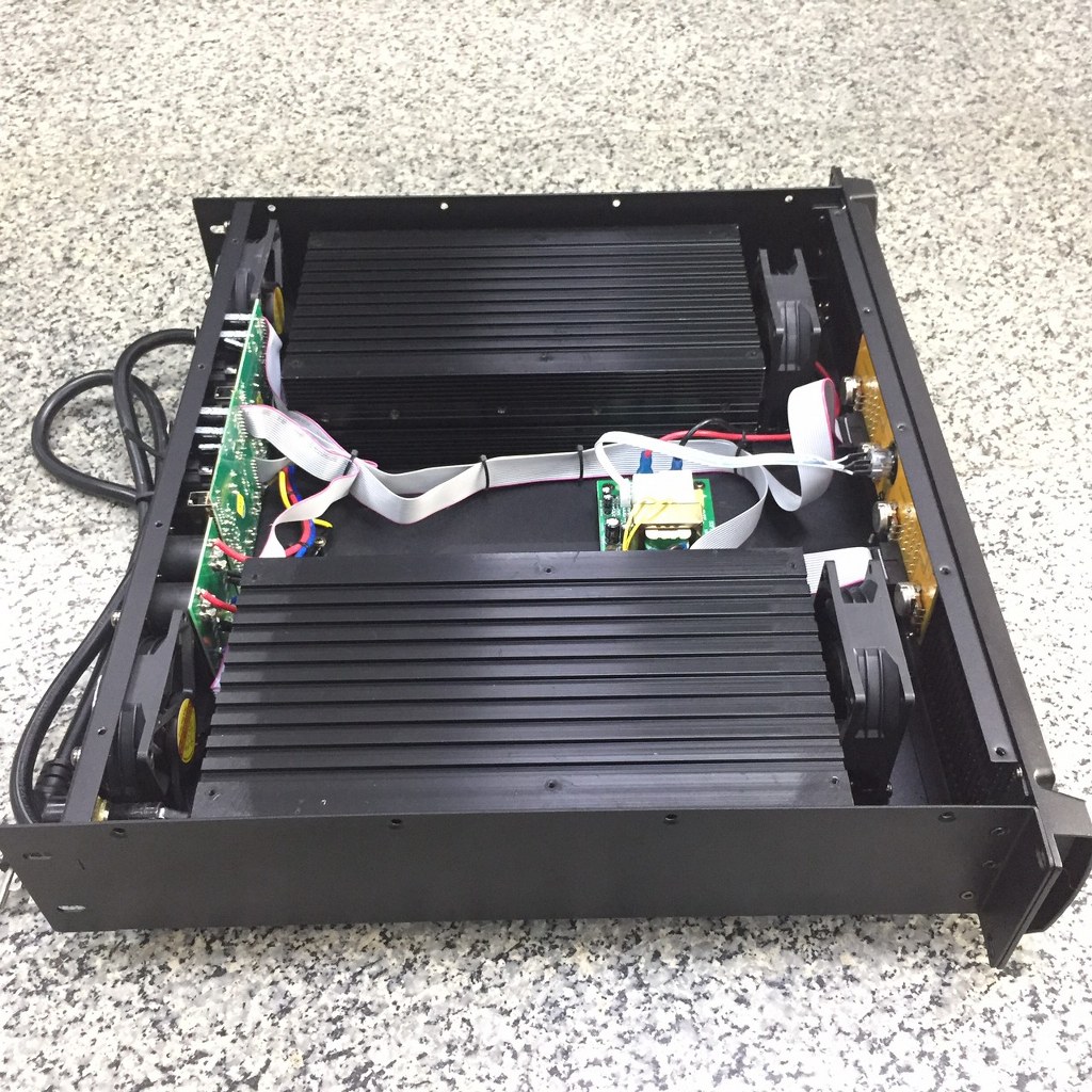 NTS D-5004 poweramp