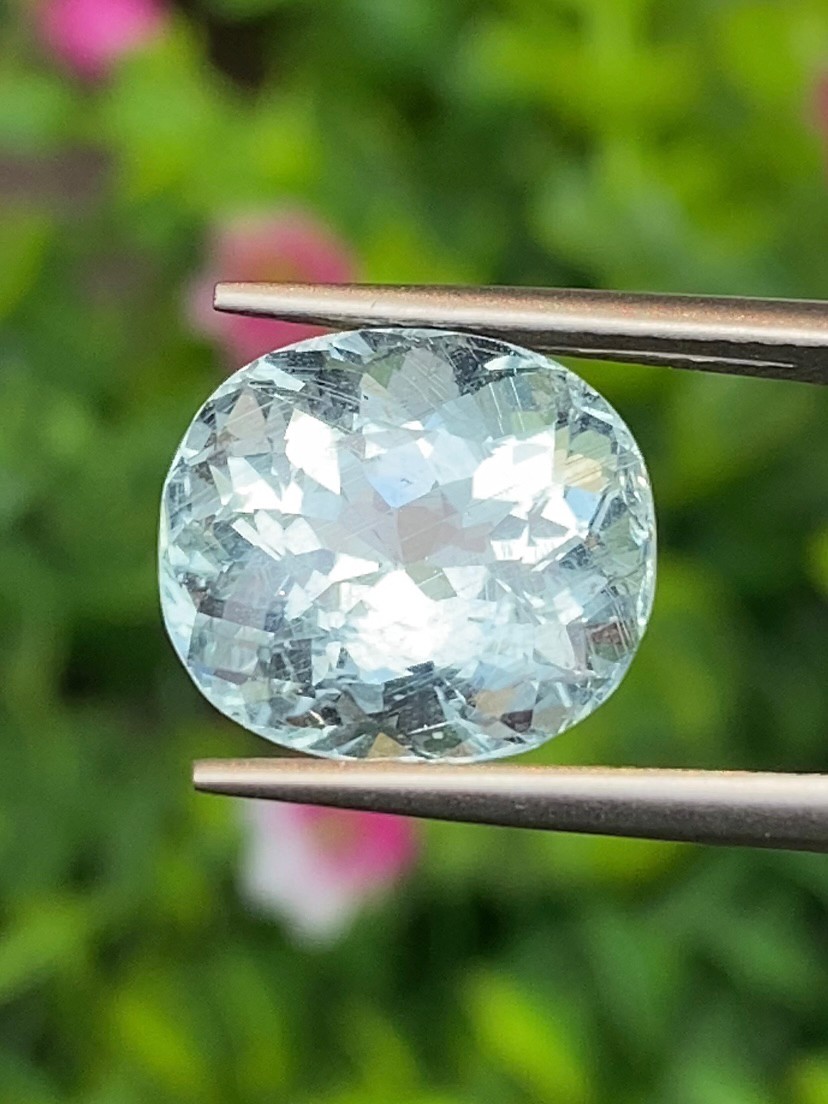 พลอย อความารีน Aquamarine 7.04 กะรัต (Cts.) พลอยแท้ อัญมณีมงคลประจําวันเกิด เครื่องประดับพลอย
