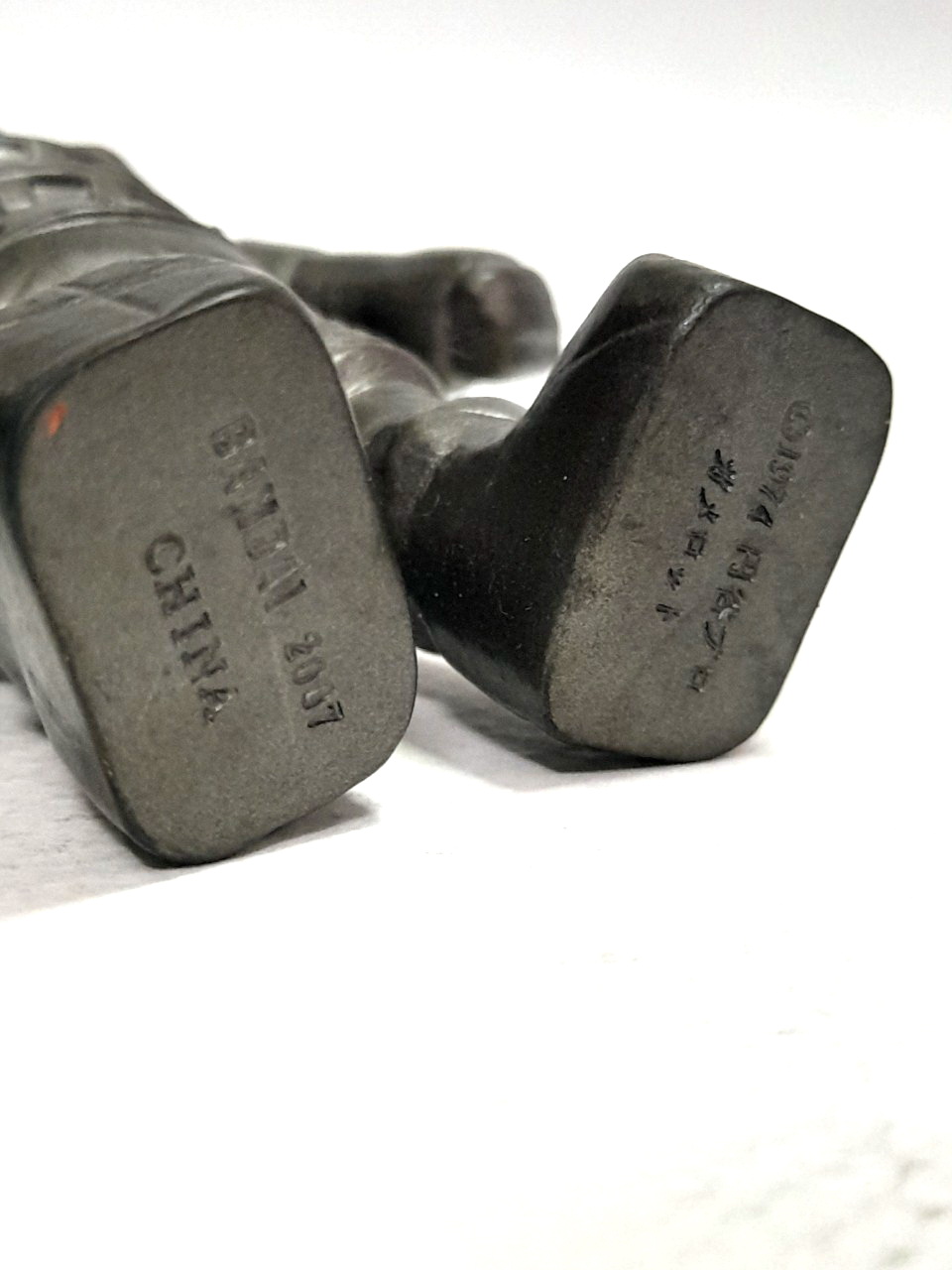 ซอฟ 4 - 4.5 นิ้ว หุ่นยนต์ คาเมลอต จากอุลตร้าแมน เรโอ มือสอง สภาพดี มีรอยบ้าง