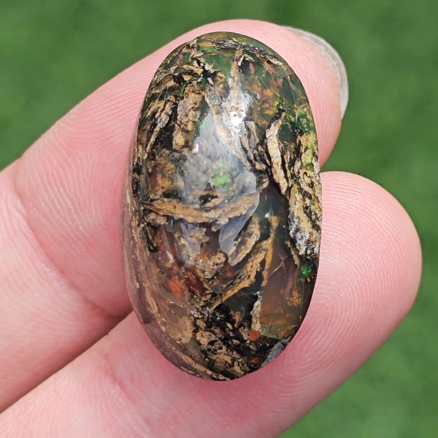 พลอย โอปอล Opal 32.50 กะรัต (Cts.) พลอยแท้ อัญมณีมงคลประจําวันเกิด เครื่องประดับพลอย