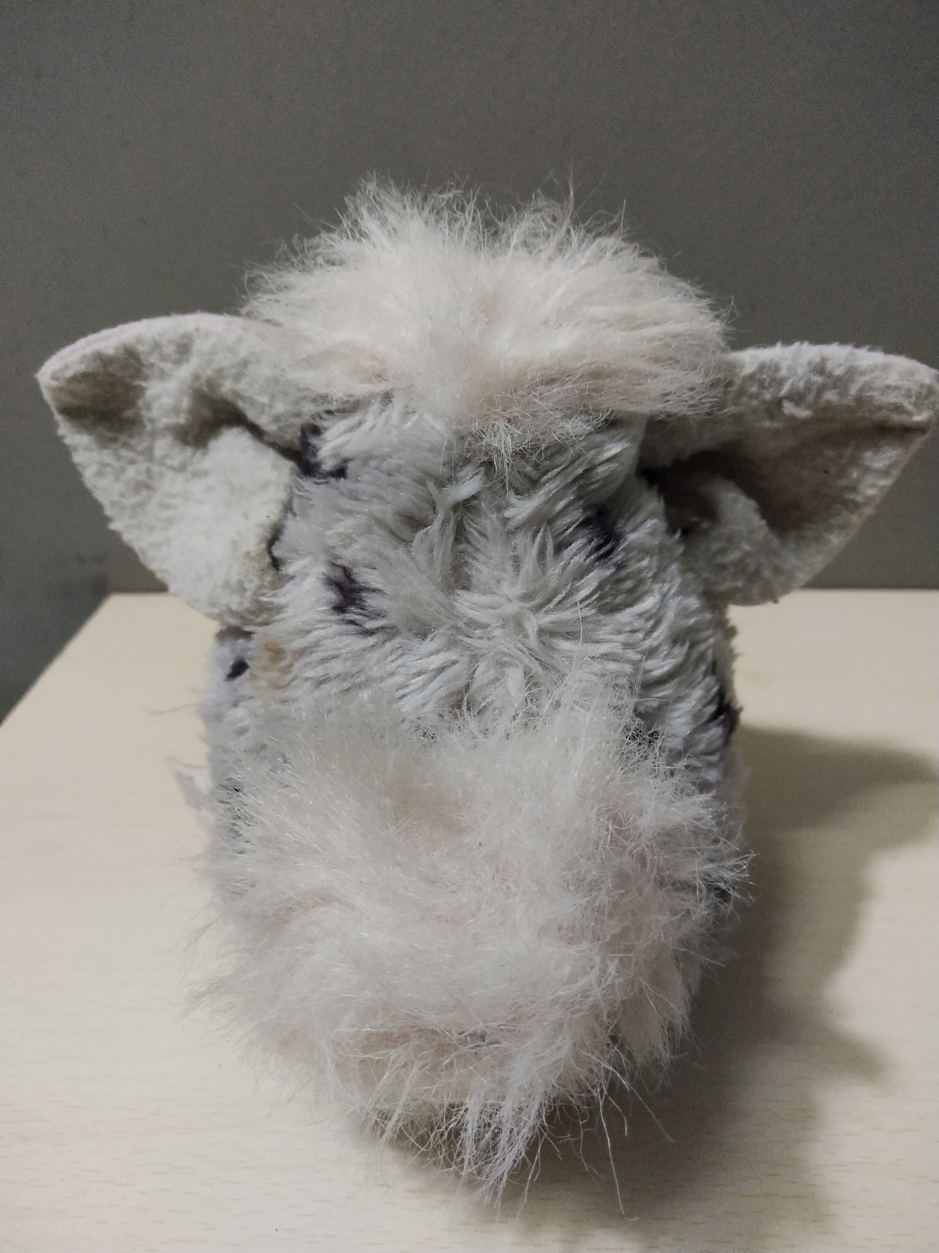 มีหลายภาพ***ระบบไฟใช้ไม่ได้แล้ว ขนตาด้านขวาติดอยู่ลึกกว่าด้านซ้าย วินเทจ เฟอร์บี้ แบรนด์ Tiger Vintage Furby ปี 1990