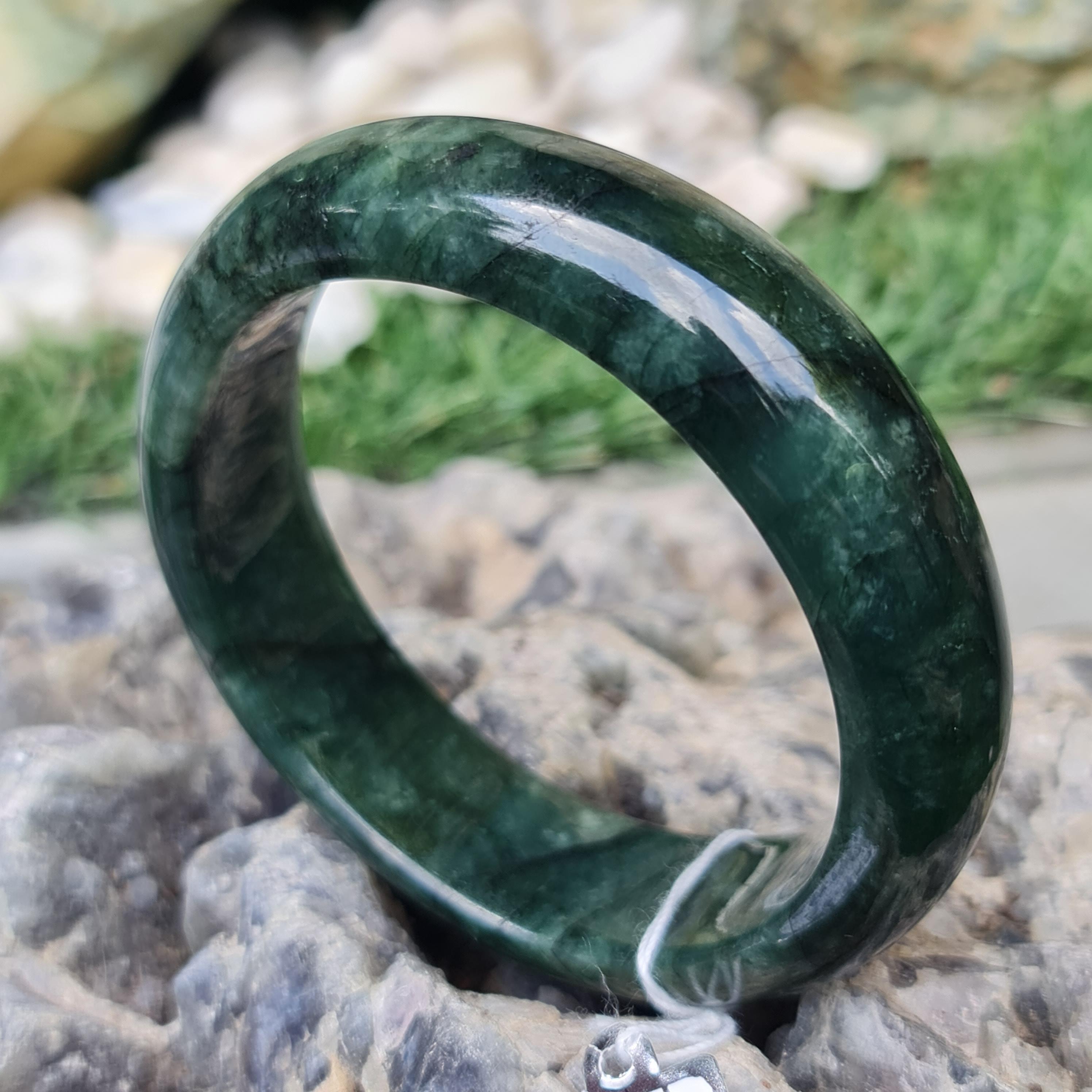 JB6804074 หยก พม่า แท้ Jade กำไลหยก 56.9 มม. (Jadeite bracelet) พม่า (Myanmar)