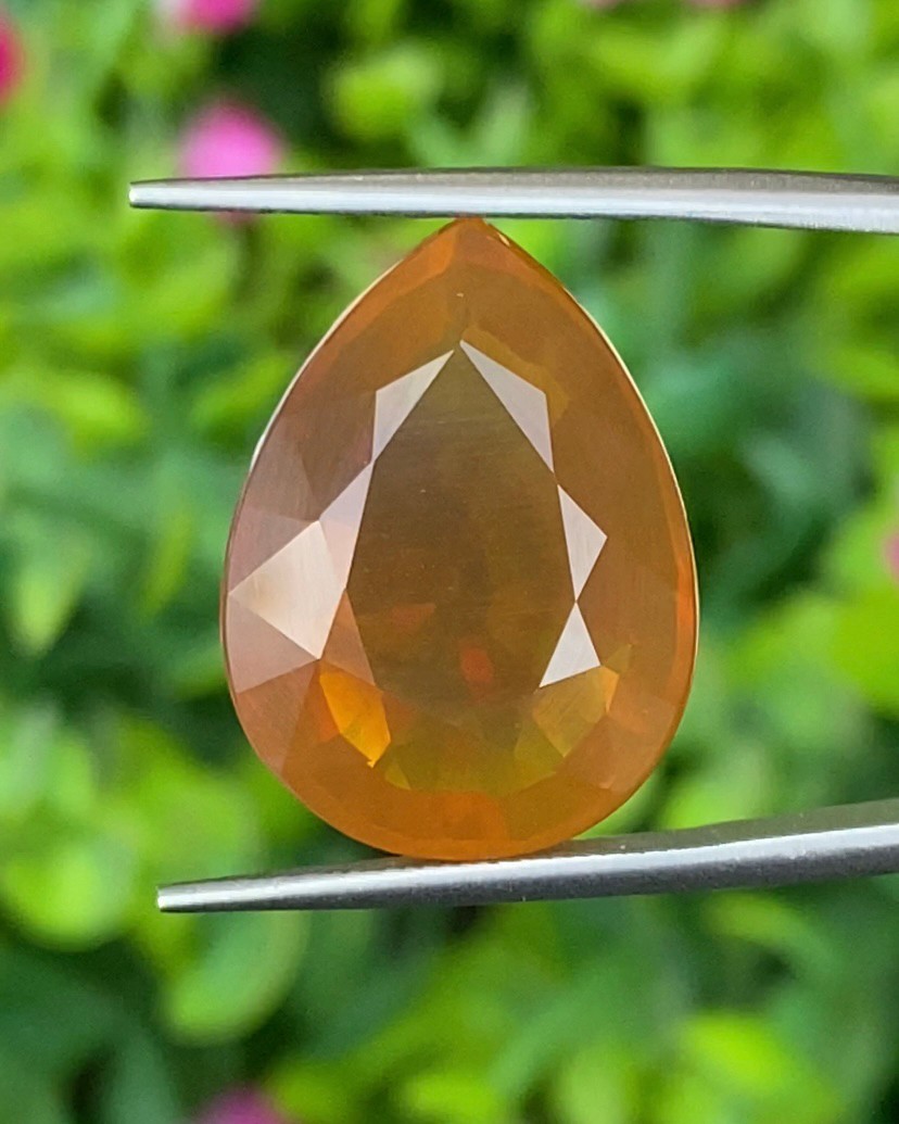 พลอย โอปอล Opal 12.04 กะรัต (Cts.) พลอยแท้ อัญมณีมงคลประจําวันเกิด เครื่องประดับพลอย