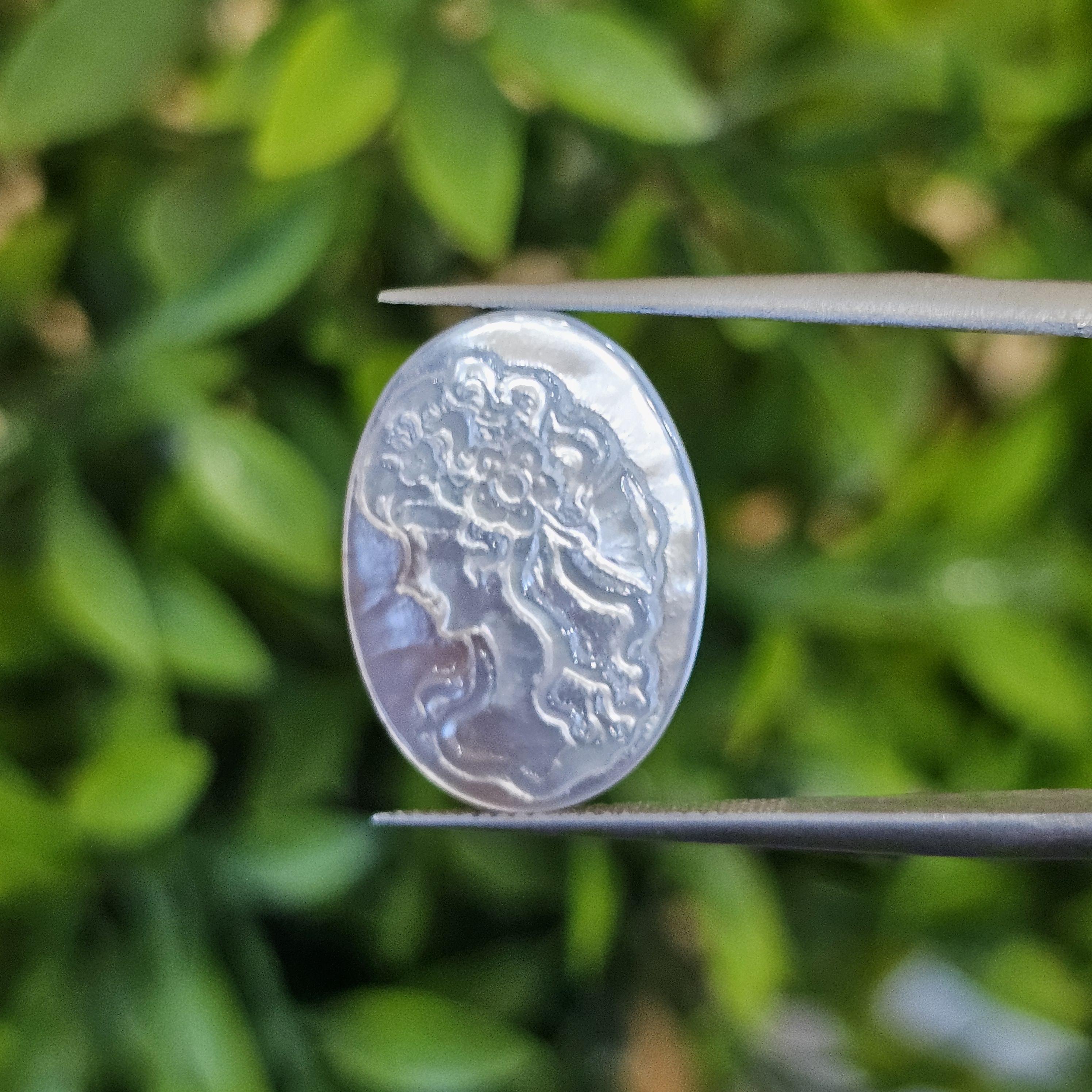 เปลือกหอยมุก แกะสลัก Pearl Shell Carved 4.12 กะรัต (Cts.)