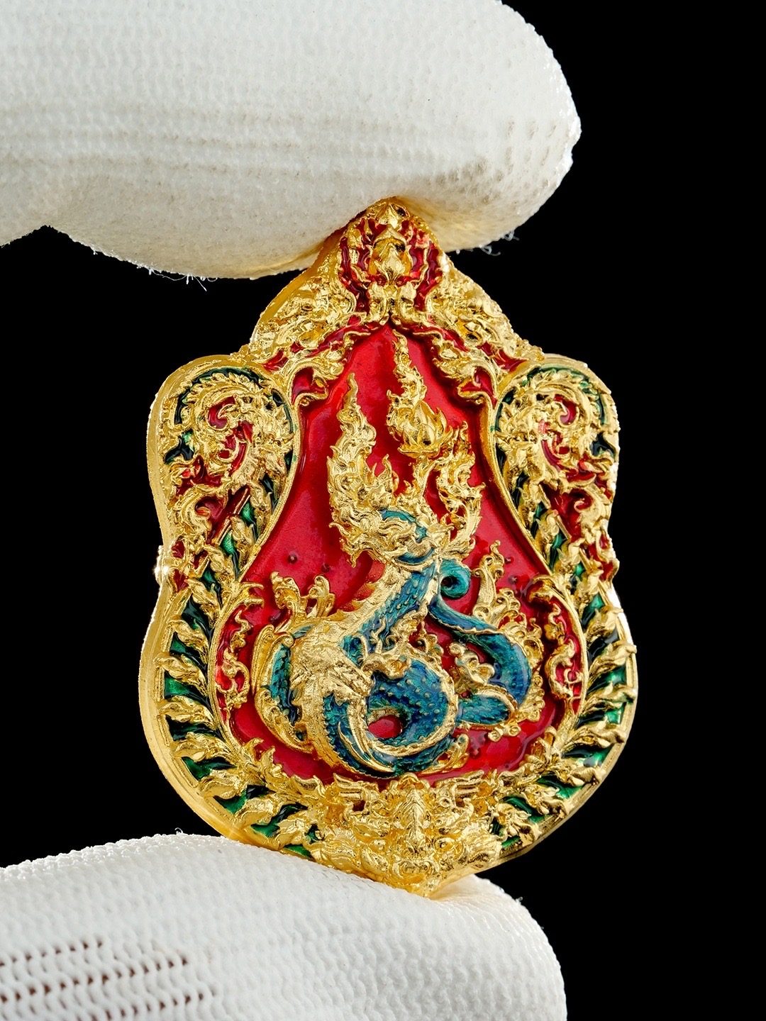 เหรียญเสมาพระพุทธชินราช รุ่น จตุมหามงคล666ปี รายการพิเศษศูนย์จอง เนื้อบรอนซ์ชุบทองลงยา (ด้านหน้า/พระพุทธชินราช ด้านหลัง/พญานาค)