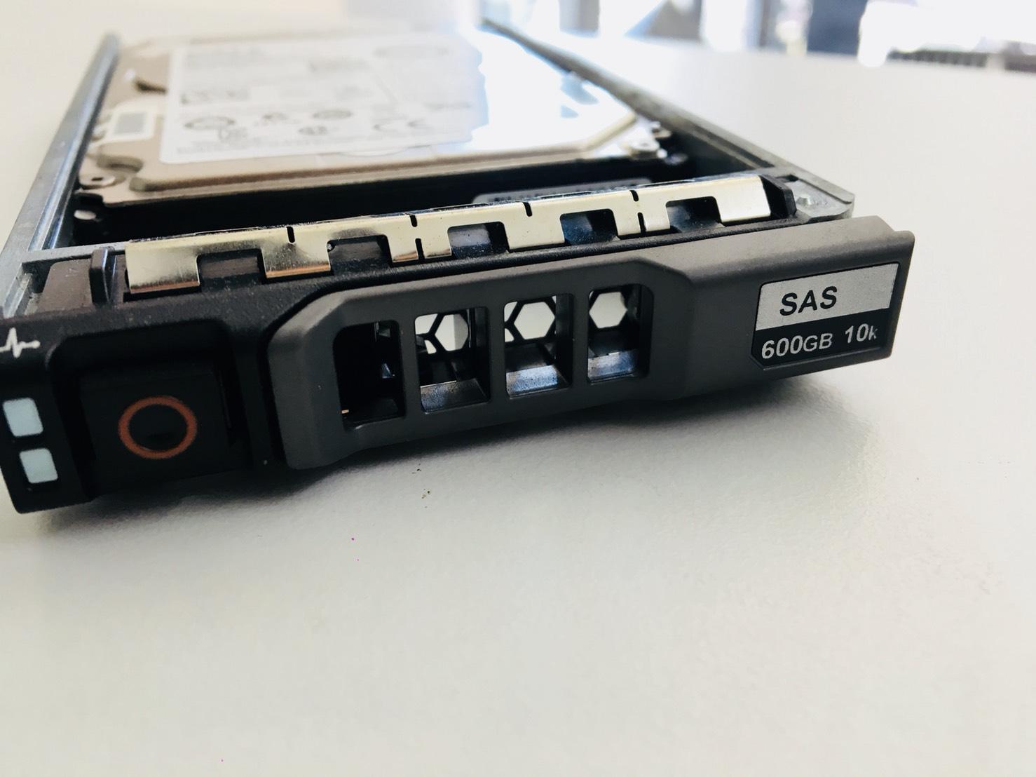 Dell SAS 900GB 10K With Tray 1C9066-251