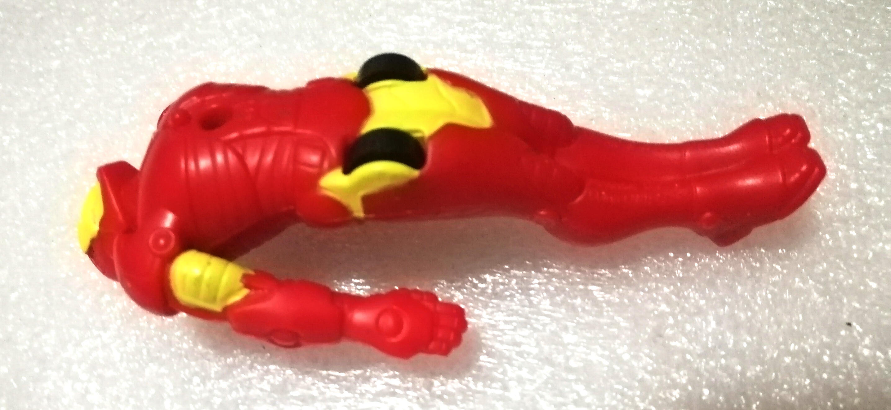 โมเดล ไออ้อนแมนท่าเหาะ pull back **มีตำหนิ โปรดตรวจสอบทุกภาพ, Pull back model "Iron Man"