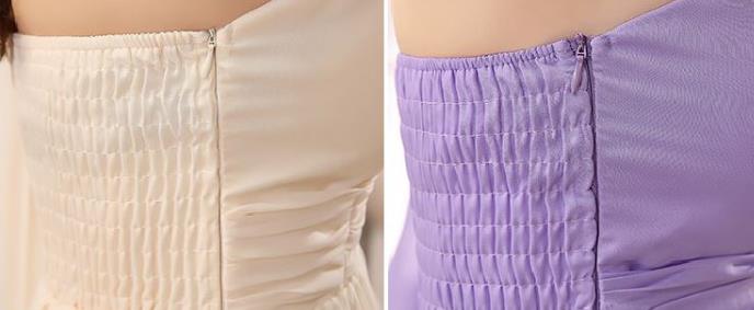 พร้อมส่ง ชุดเดรสสั้น แขนกุด จับสม๊อกด้านหลัง แต่งดอกที่ไหล่