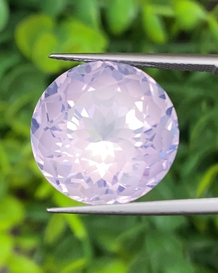 พลอย ลาเวนเดอร์ ควอตซ์ Lavender Quartz 18.86 กะรัต (Cts.) พลอยแท้ อัญมณีมงคลประจําวันเกิด เครื่องประดับพลอย
