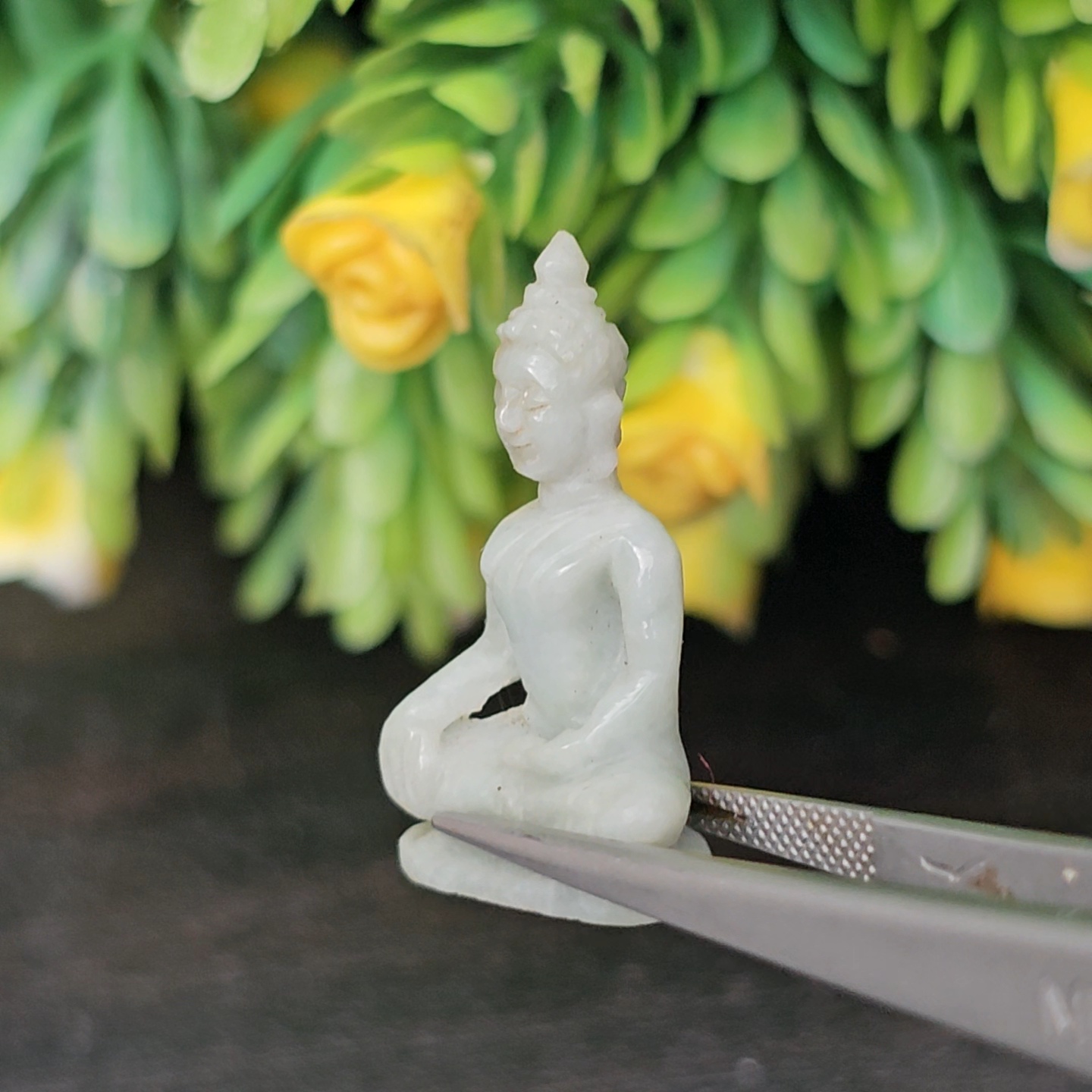 หยก แกะสลัก รูป พระ (Burmese jadeite) 16.83 กะรัต (cts.) หยก พม่า แท้