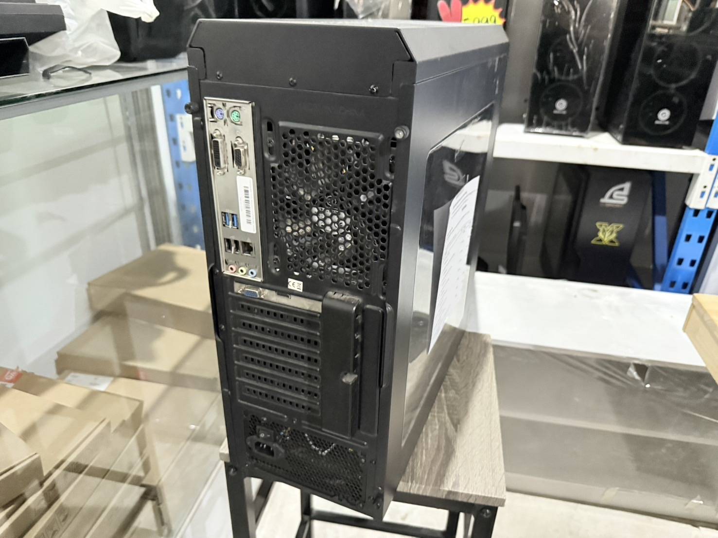 Thermaltake V100 Window(i3-9100/8GB/SSD 240GB/GT210 1GB)Thermaltake V100 Window(i3-9100/8GB/SSD 240GB/GT210 1GB)