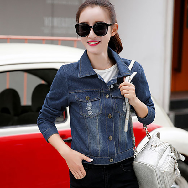 เสื้อแจ็คเก็ตยีนส์ฟอกนิ่ม มีกระเป๋าคู่ หลังปักลายดาว (11877X)