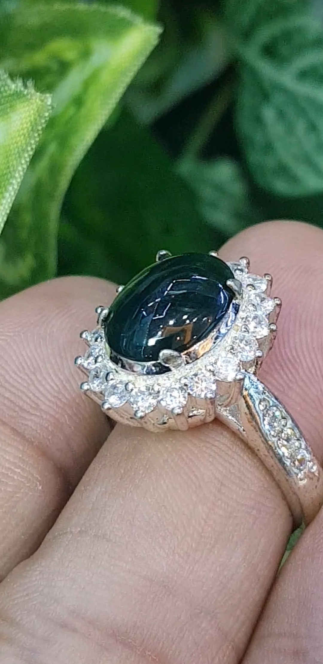 หยก พม่า แท้ Jade แหวนหยก 翡翠戒指 (Jadeite ring) 3.11 กะรัต (Cts.) Size 59 ดิบ ไม่ผ่านการปรับปรุง (Type A) พม่า (Myanmar)