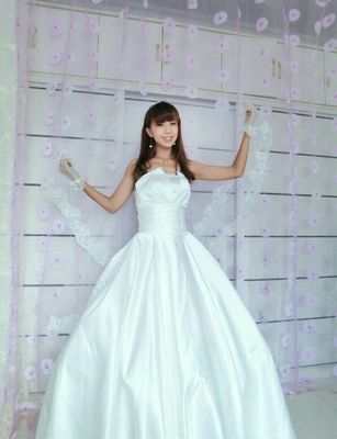 ชุดแต่งงาน เกาะอก จับเดรป เชือกผูกหลัง