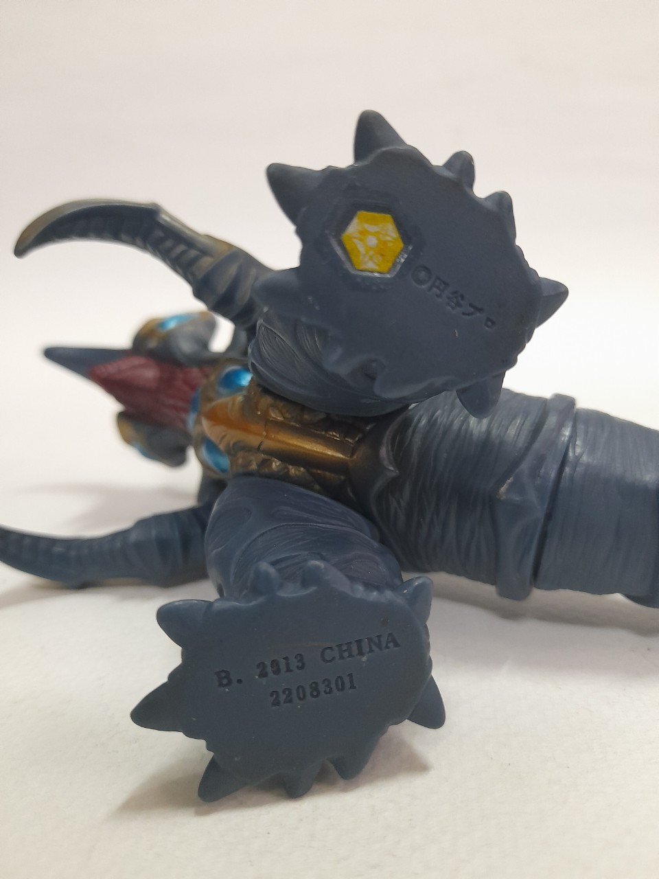 ซอฟ 5-5.5 นิ้ว สัตว์ประหลาดกอร์ จากอุลตร้าแมนไดน่า มือสอง สภาพดี มีรอยบ้าง มีปั๊มใต้เท้า