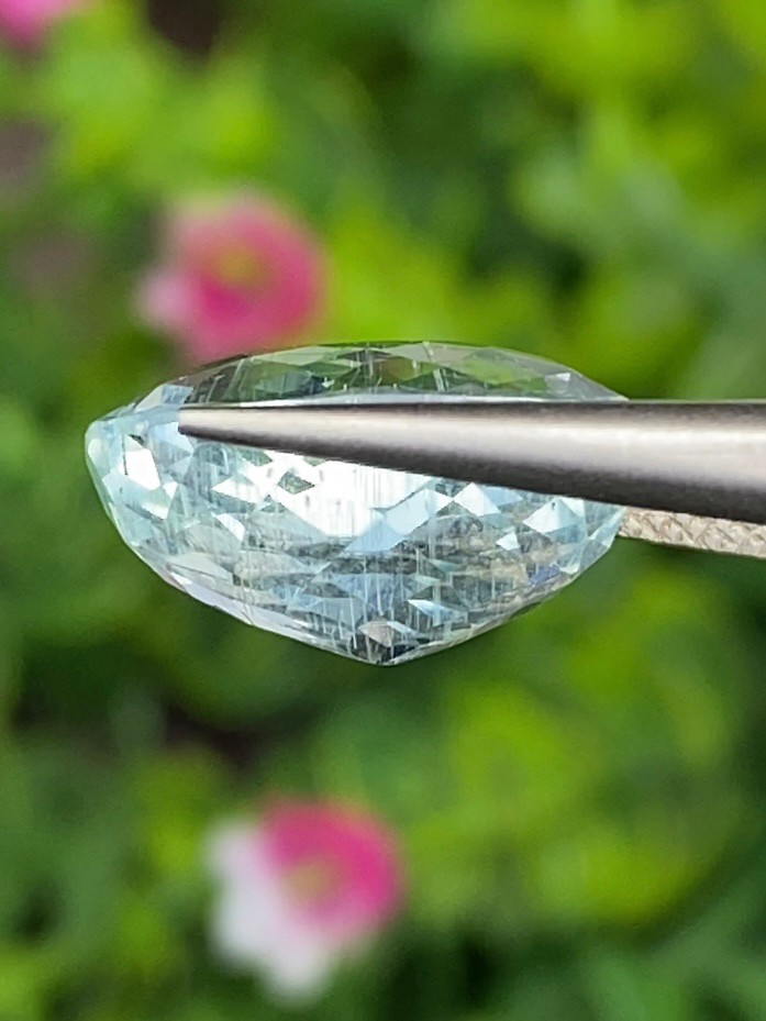 พลอย อความารีน Aquamarine 8.47 กะรัต (Cts.) พลอยแท้ อัญมณีมงคลประจําวันเกิด เครื่องประดับพลอย