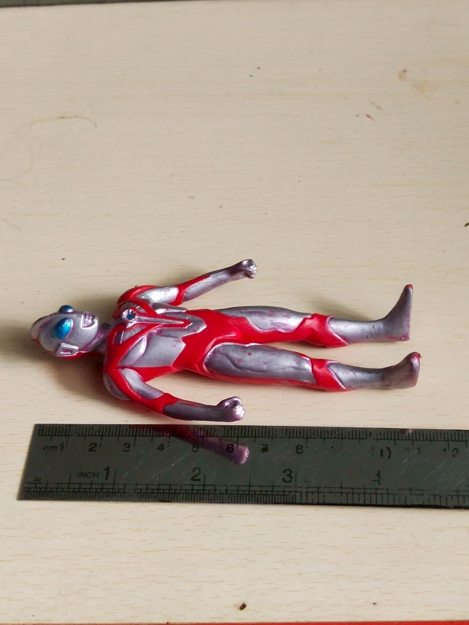 มีหลายภาพ, **มีรอยบ้าง ตามภาพ งานพรีเมี่ยม ทอยส์ ของปลาเส้น ฟิชโช อุลตร้าแมน มิลเลนเนียม Ultraman Millenium ขนาด 4.5 นิ้ว พลาสติกตัน งานเก่าปีลึก หายากมาก