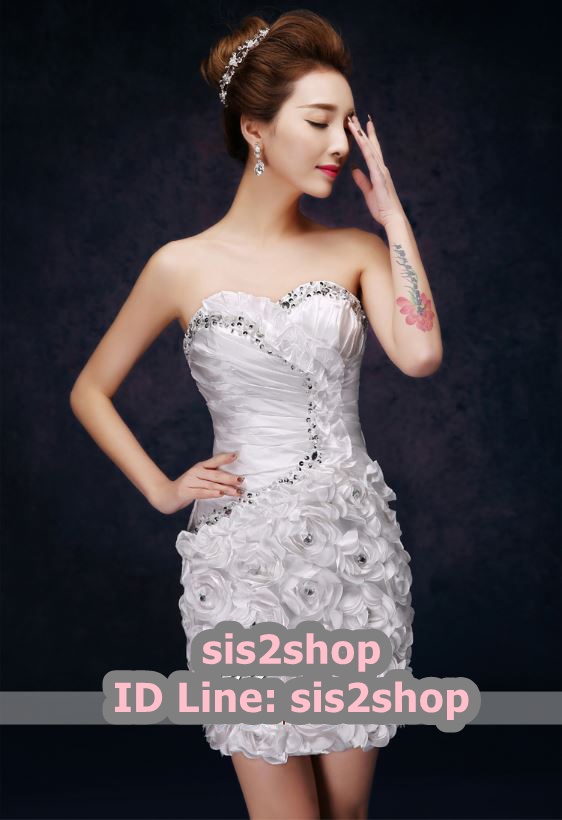 พร้อมส่ง ชุดราตรีสั้น เกาะอก สีขาว สไตล์เกาหลี เข้ารูปแต่งดอกตรงกระโปรง ปักเลื่อมหรู