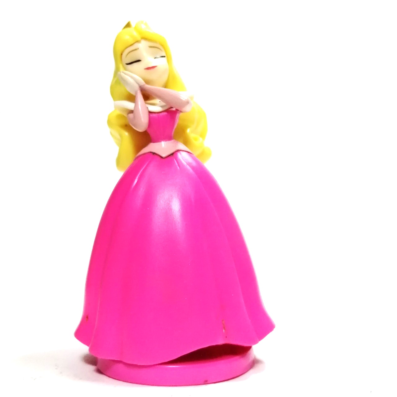 ฟิกเกอร์ยางตันขนาดราว 4-4.5นิ้ว กระโปรงพลาสติกโปร่ง เจ้าหญิงออโรร่า จากเรื่อง เจ้าหญิงนิทรา หนึ่งในเจ้าหญิงดีสนีย์ สภาพดี มีรอยบ้าง