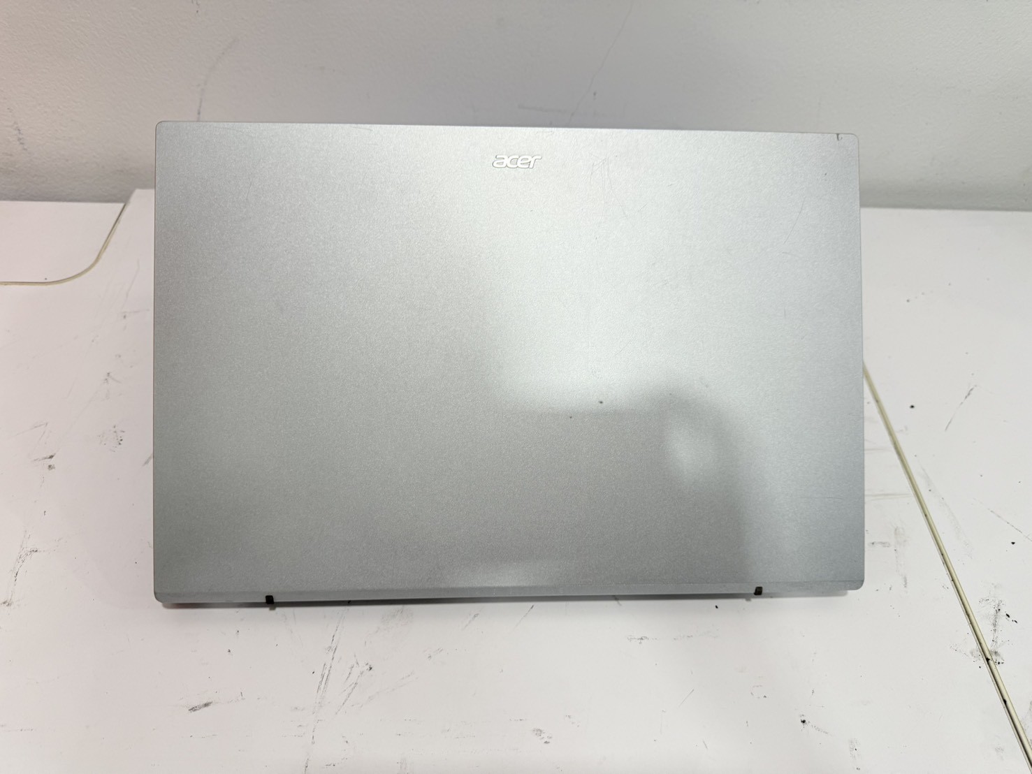 Notebook Acer Aspire 3 N20Q1(i7-1255U/8GB/M.2 512GB/MX550 2GB) + Adapter สุขภาพแบต 83.2% จอมีรอยคียืบอร์ด บางๆ