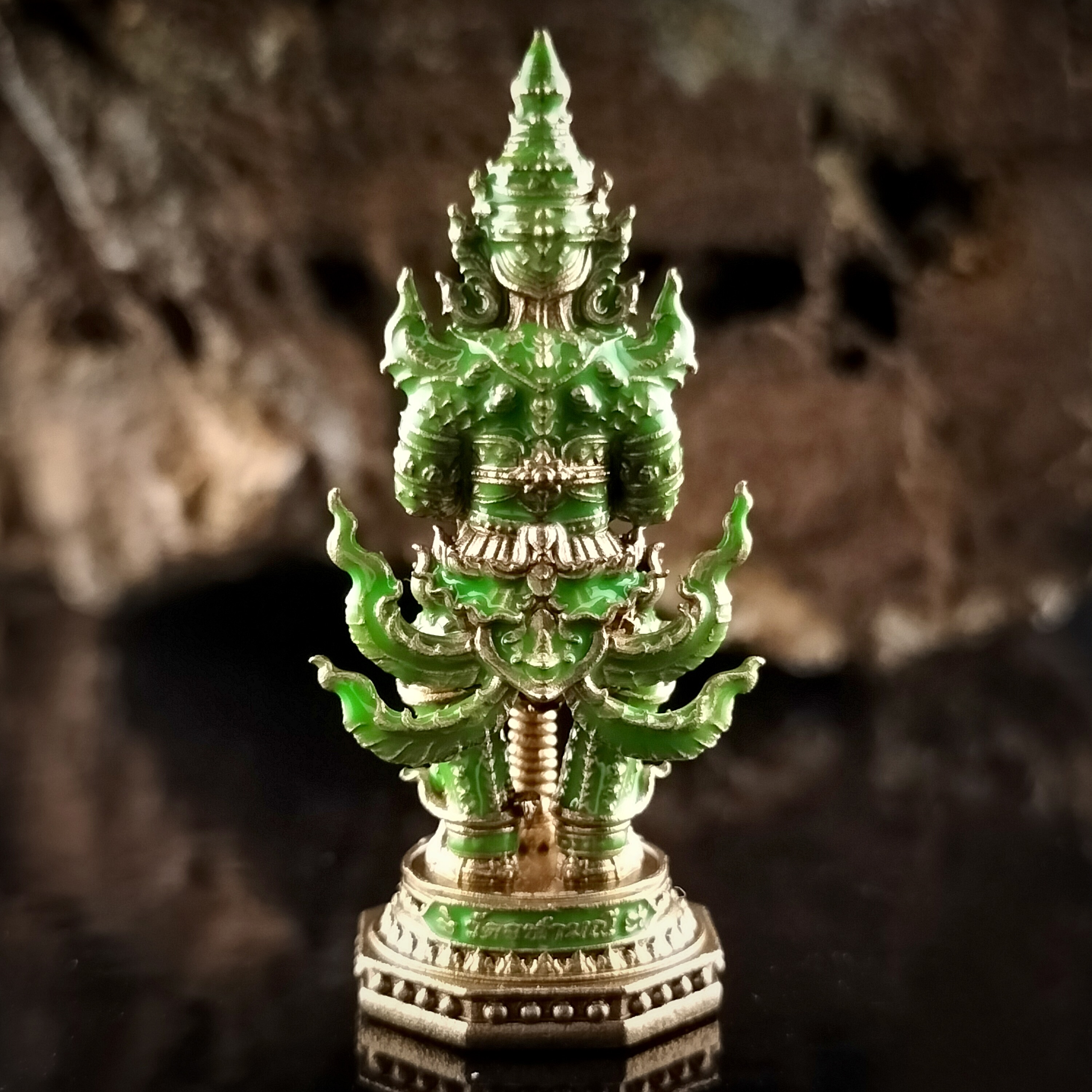 รูปหล่อท้าวเวสุวรรณ พุทธศิลป์ถิ่นจุฬามณี อุดมทรัพย์มงคล